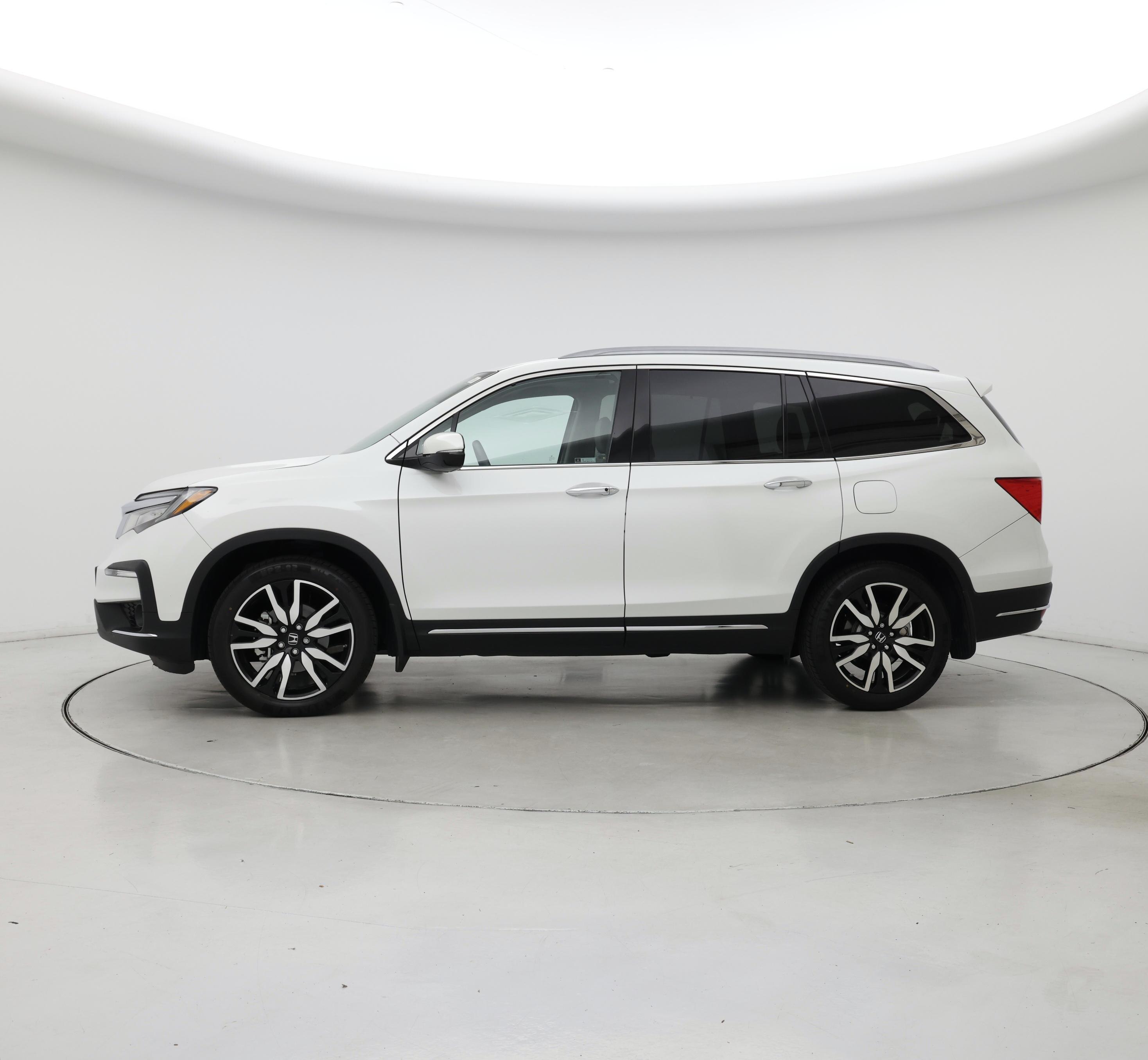 Thumbnail: 2021 Honda Pilot - 3