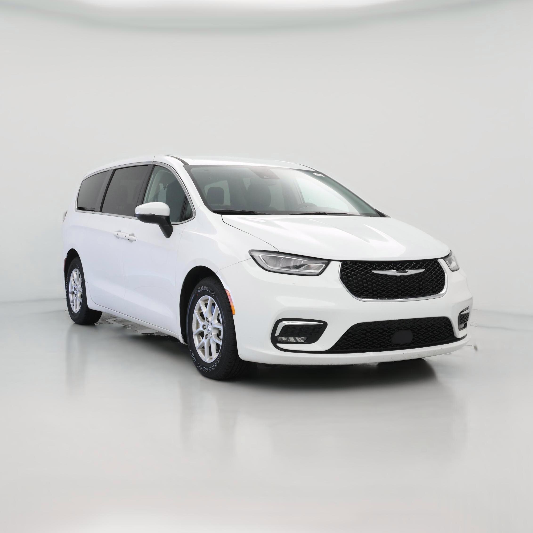 Thumbnail: 2023 Chrysler Pacifica - 1