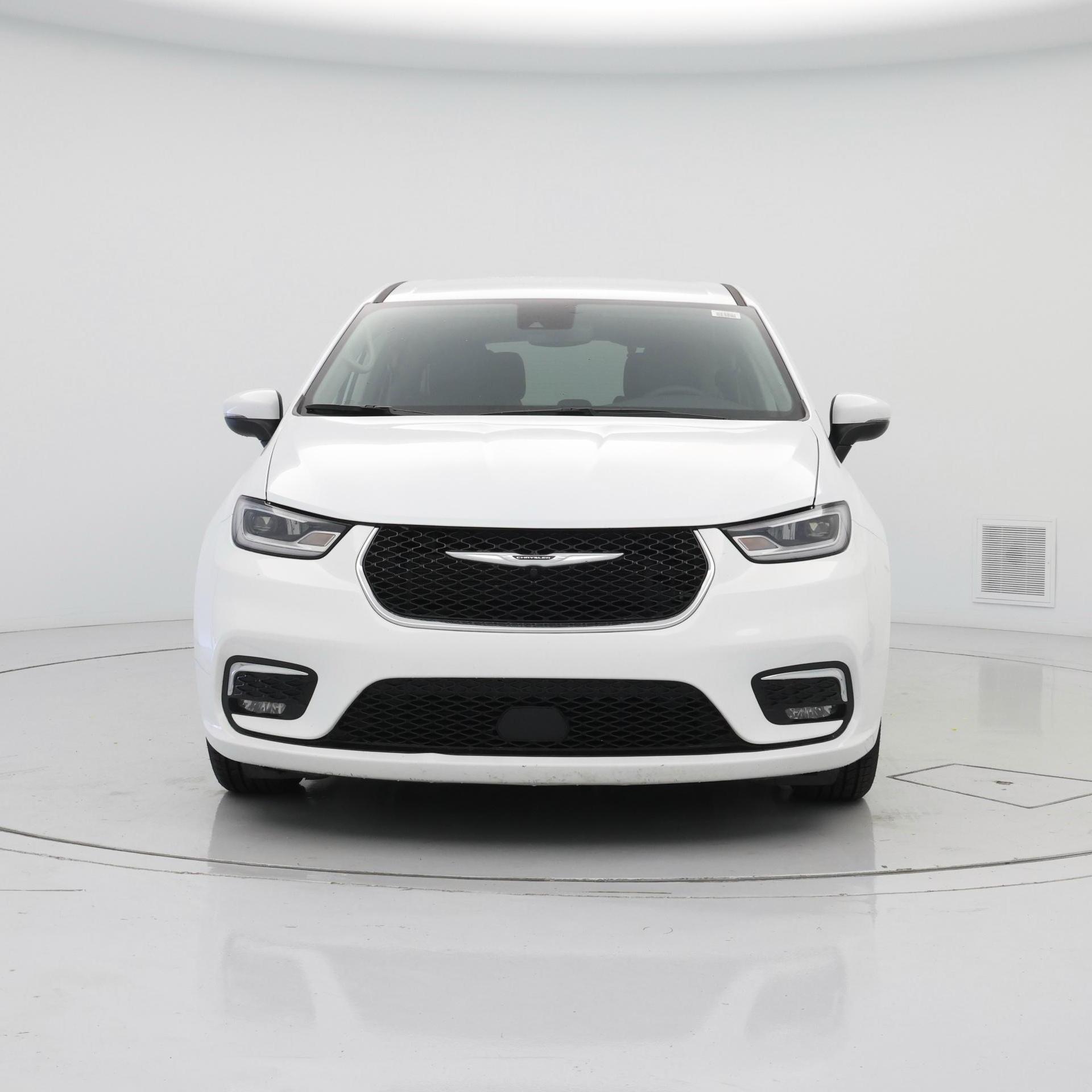 Thumbnail: 2023 Chrysler Pacifica - 5