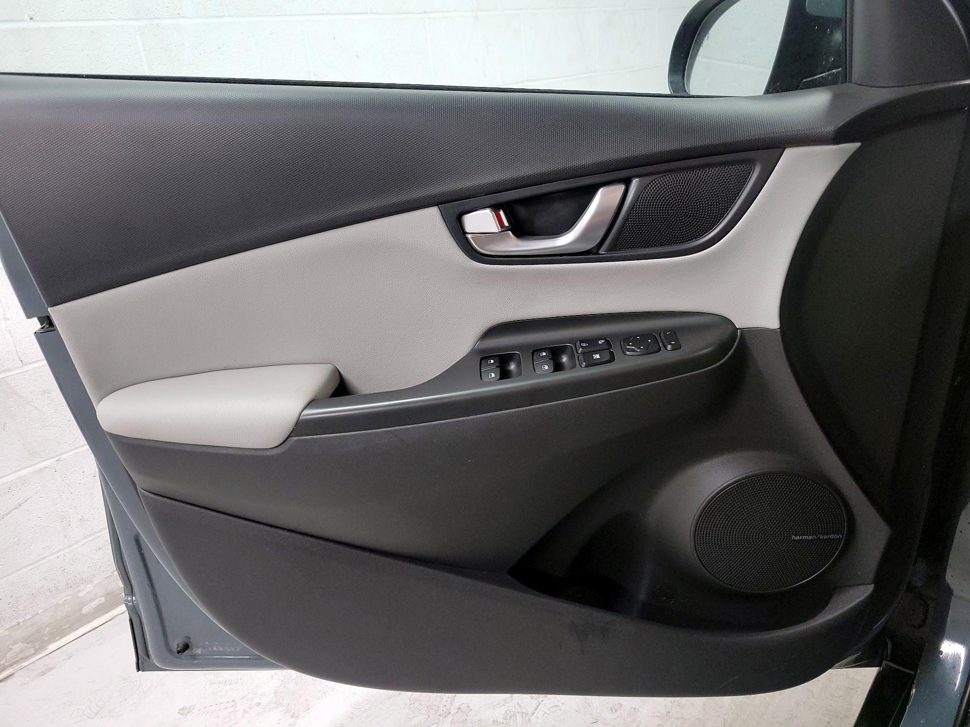 Thumbnail: 2022 Hyundai Kona - 12