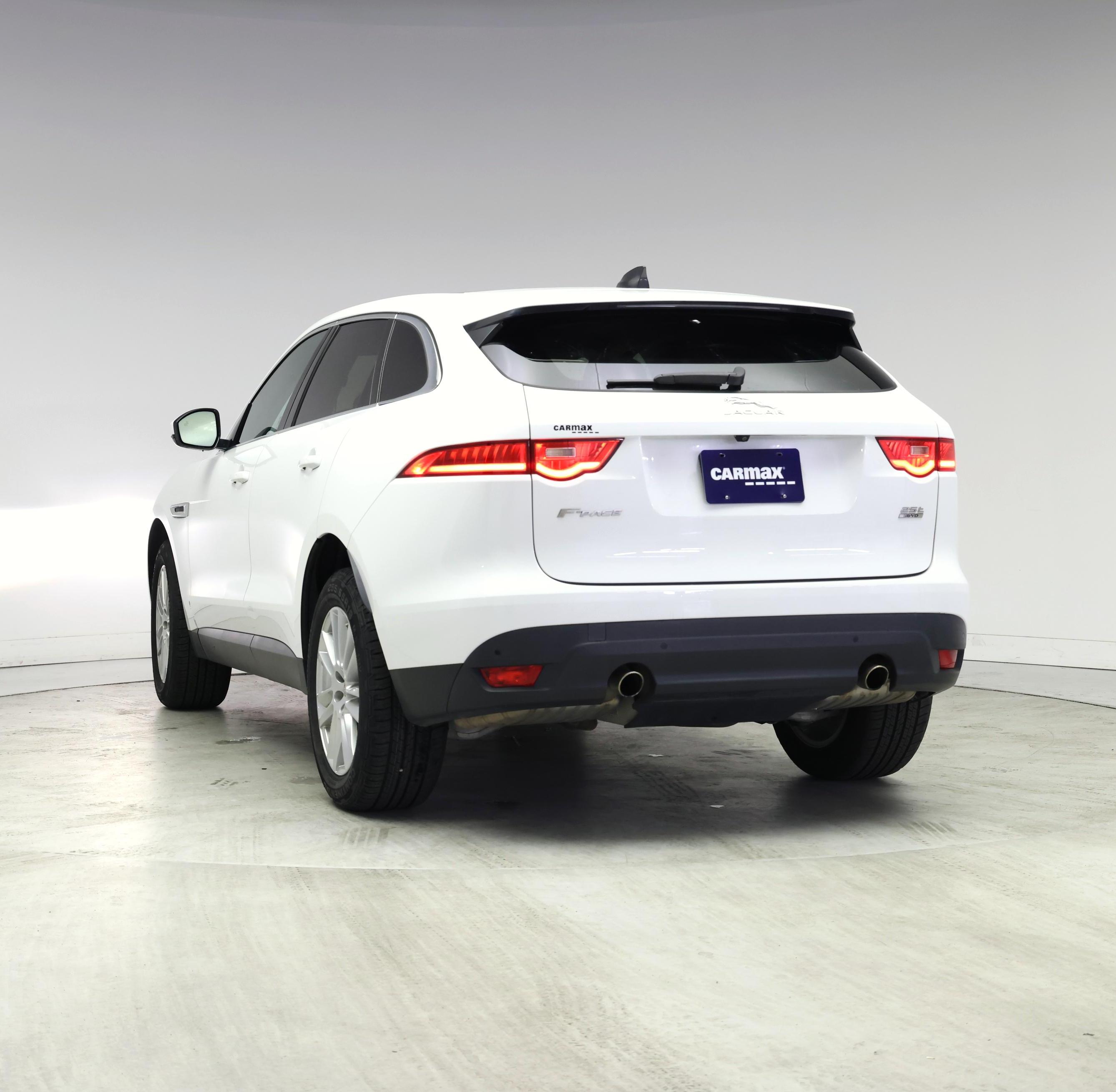 Thumbnail: 2020 Jaguar F-Pace - 2