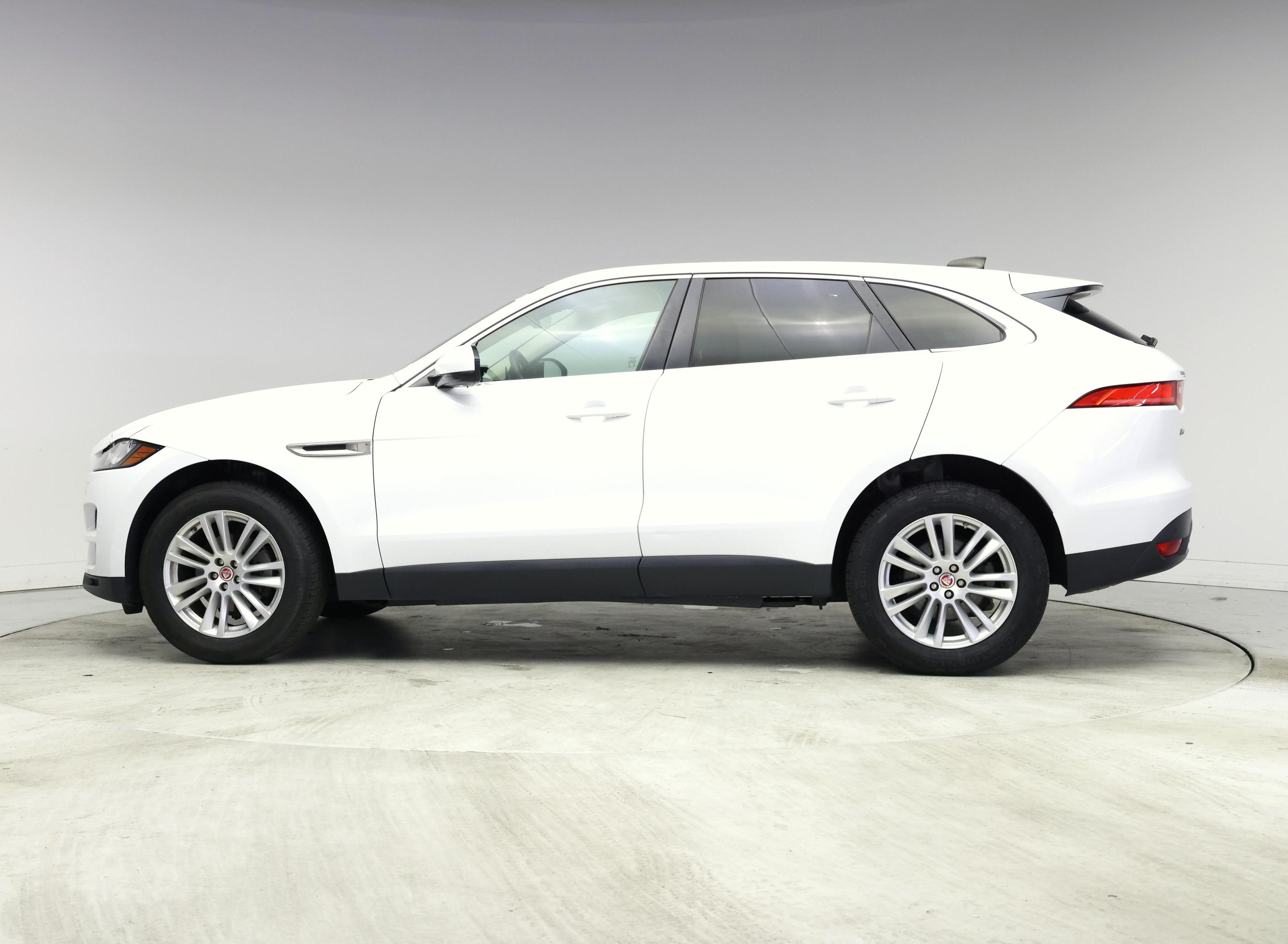 Thumbnail: 2020 Jaguar F-Pace - 3