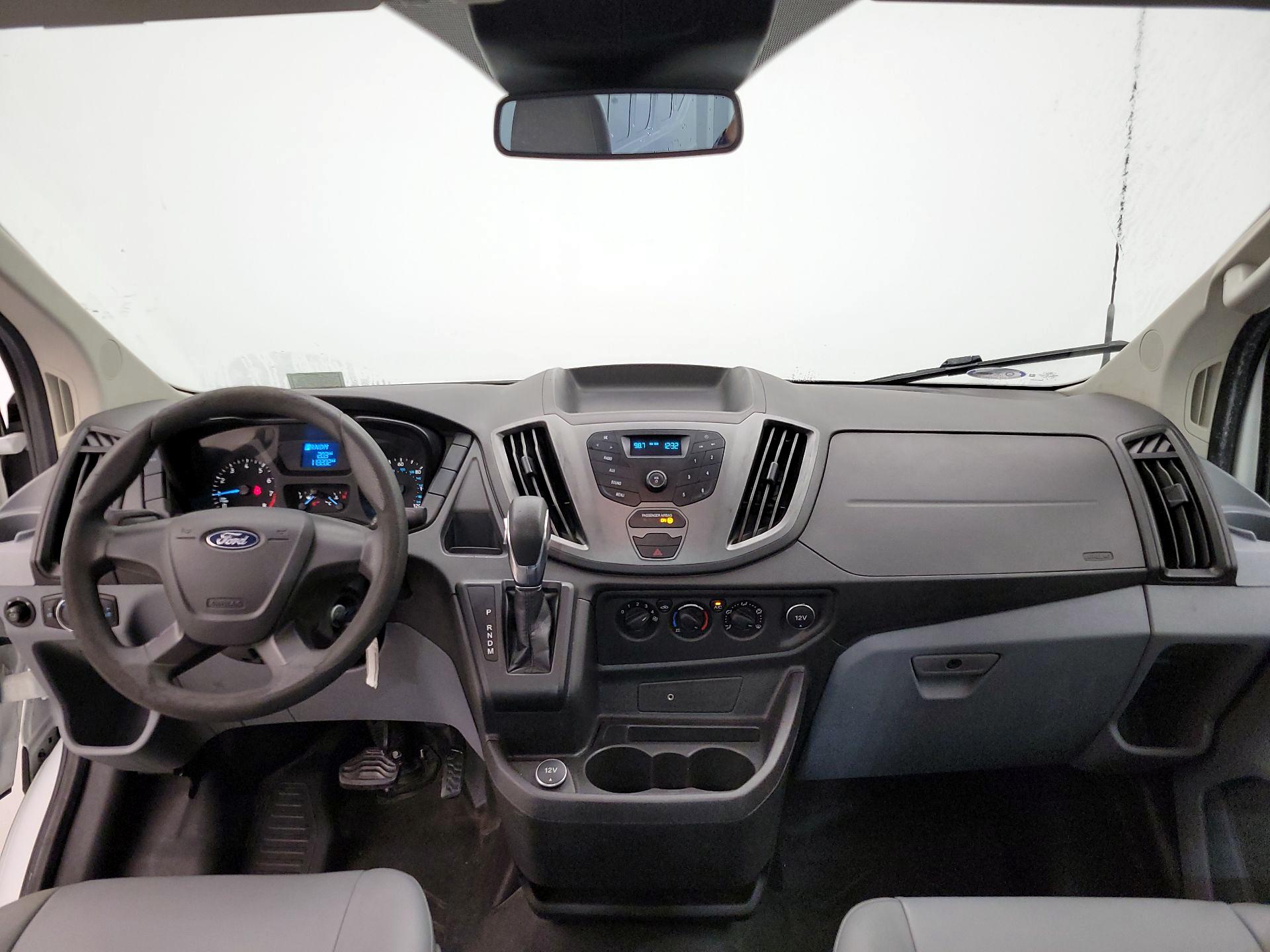 Thumbnail: 2018 Ford Transit Series - 9