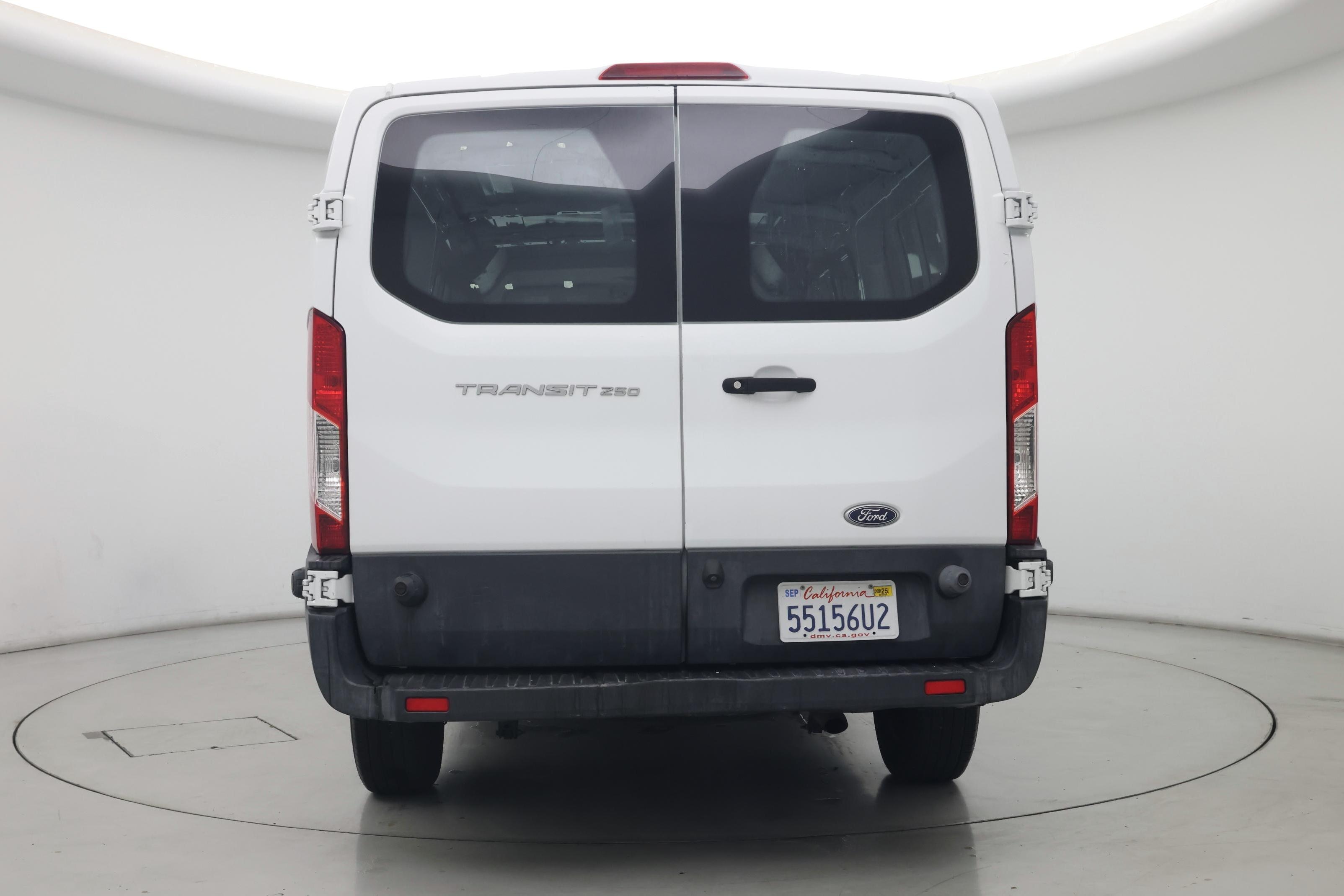Thumbnail: 2018 Ford Transit Series - 6