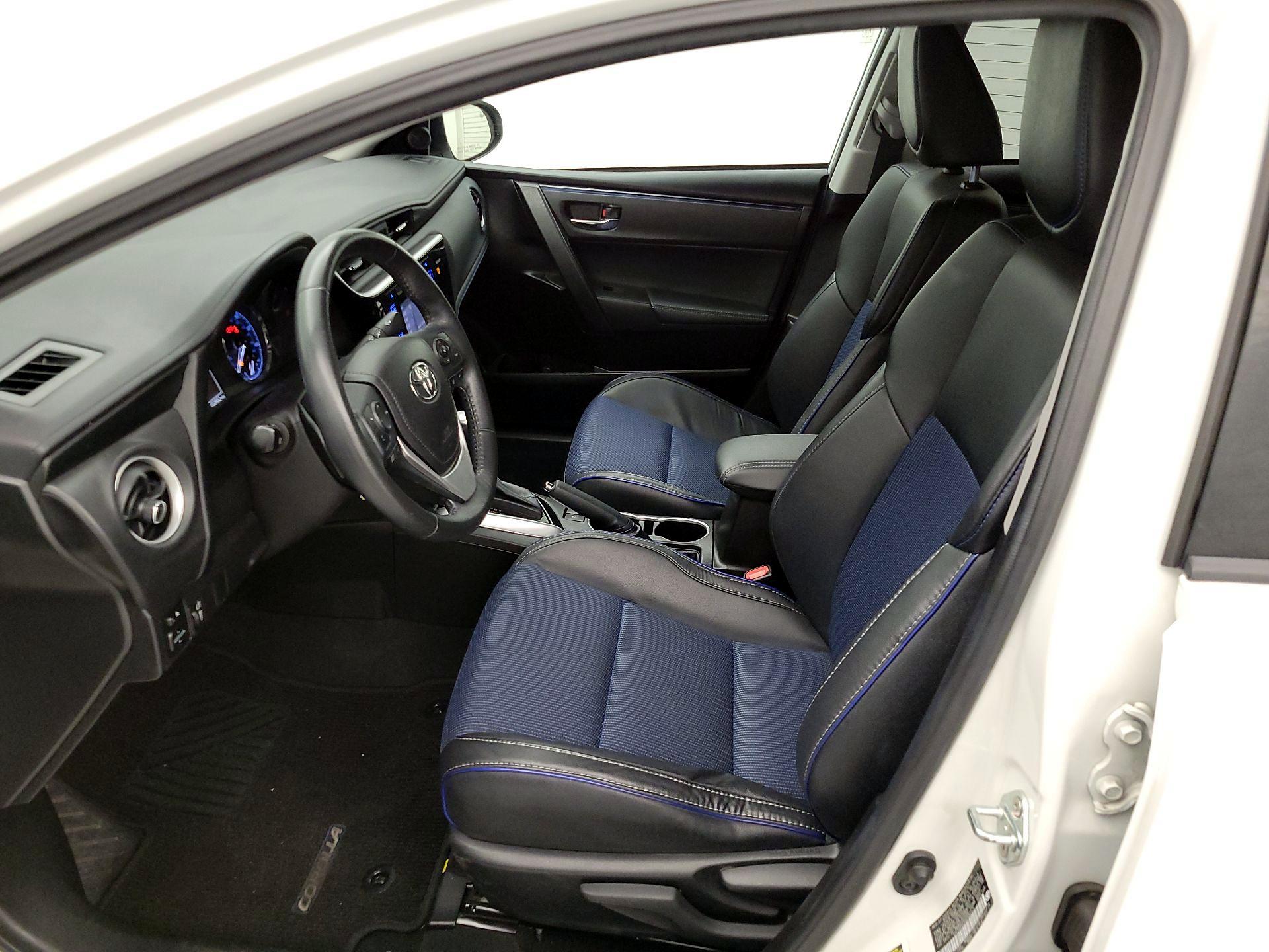 Thumbnail: 2017 Toyota Corolla - 11