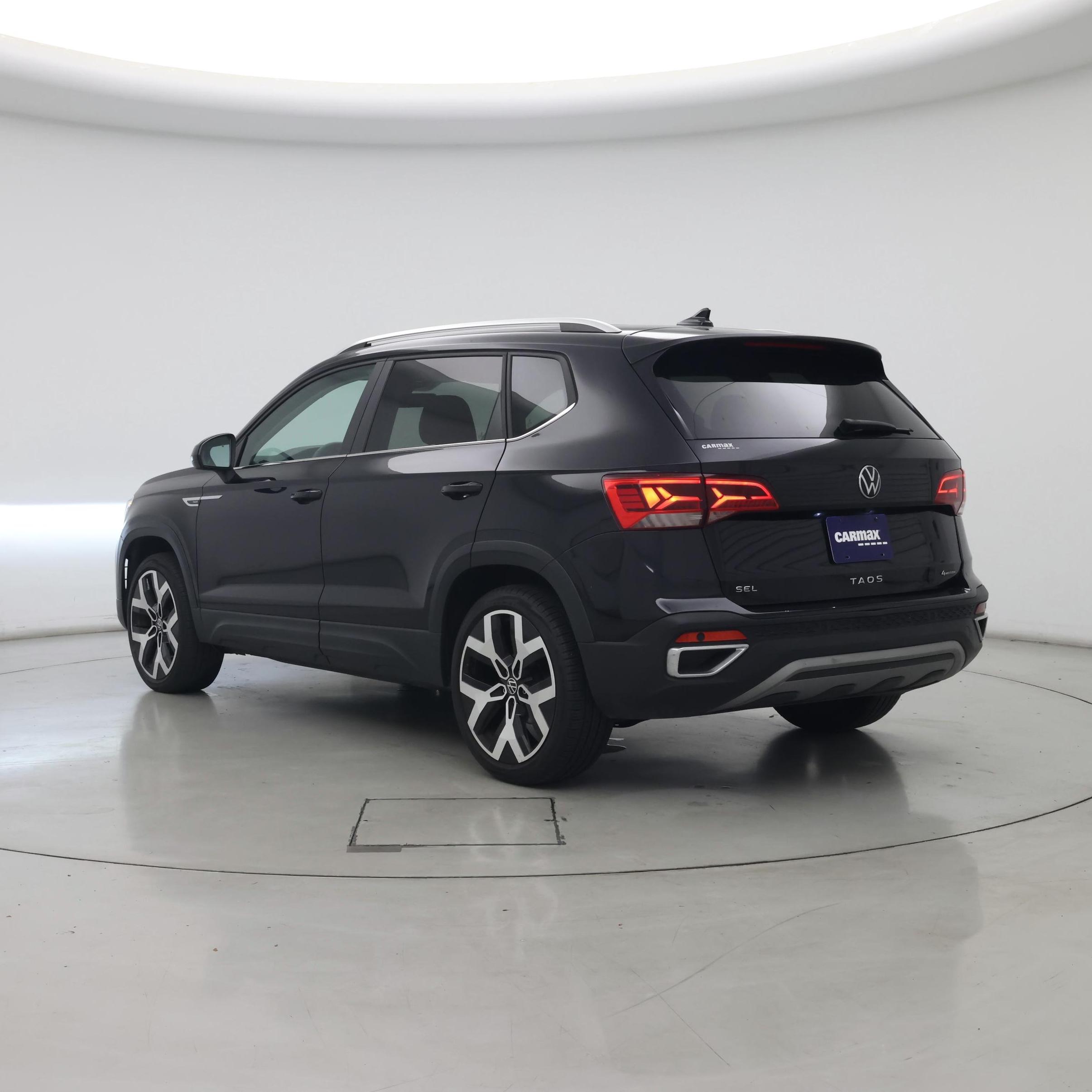Thumbnail: 2022 Volkswagen Taos - 2