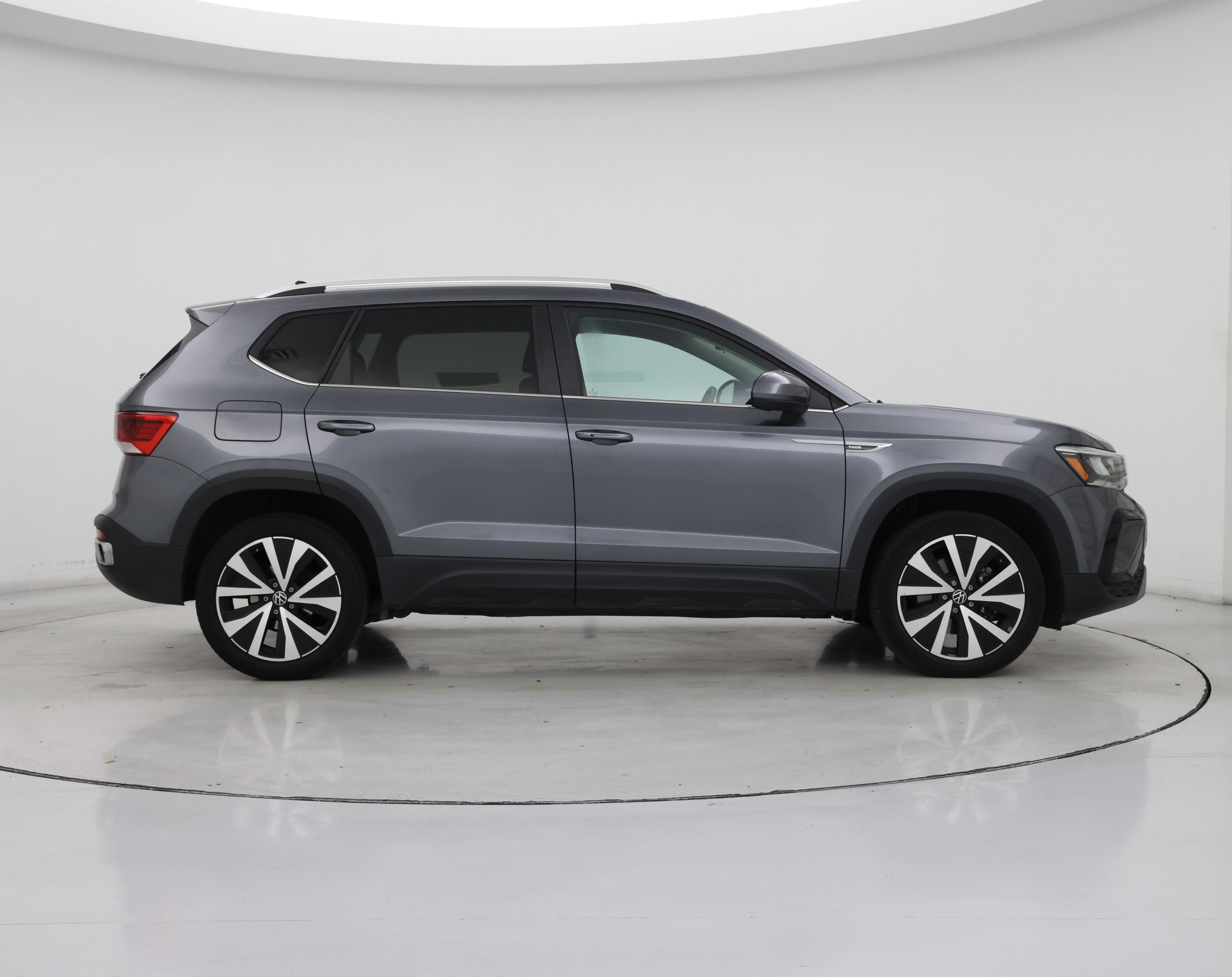 Thumbnail: 2022 Volkswagen Taos - 7