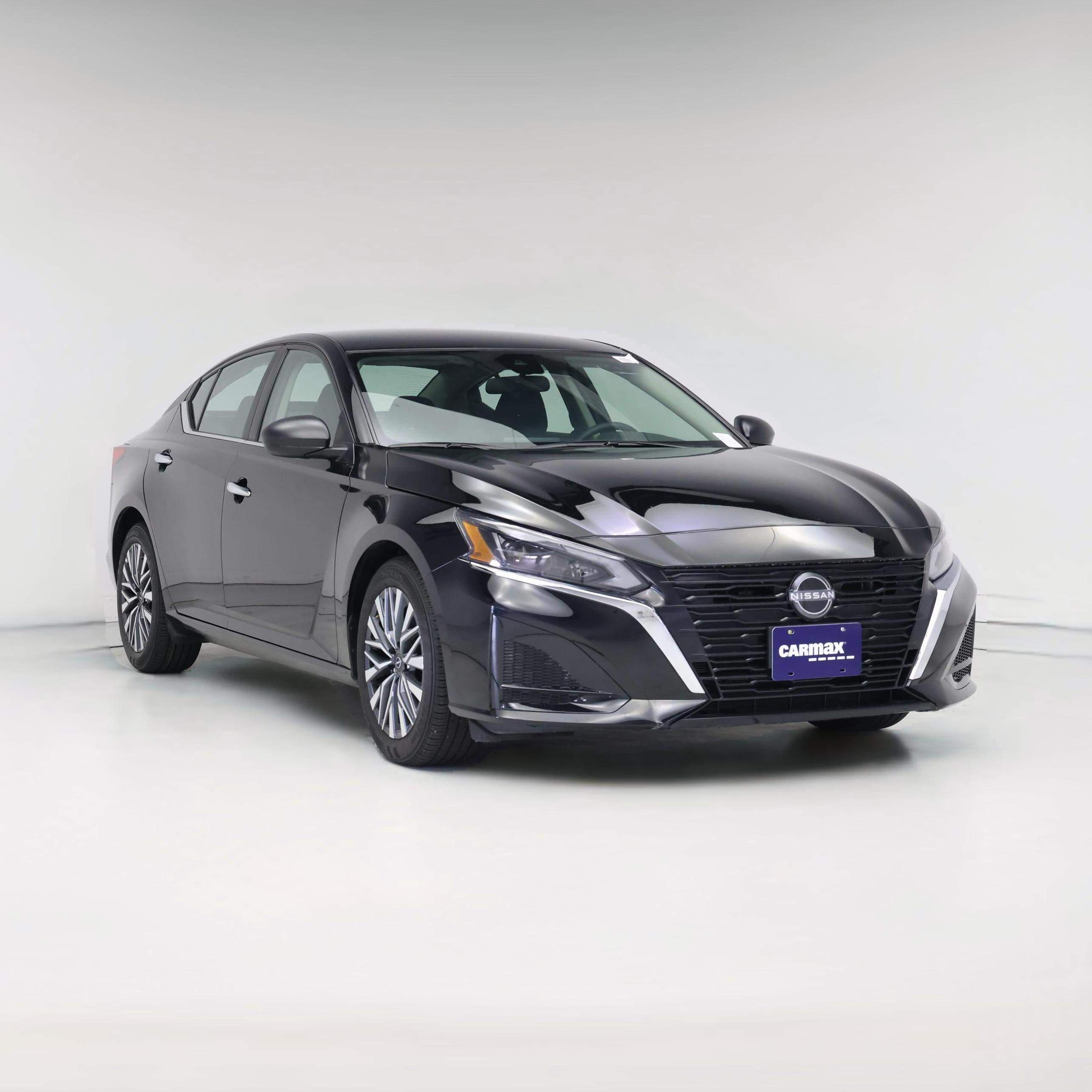Thumbnail: 2024 Nissan Altima - 1