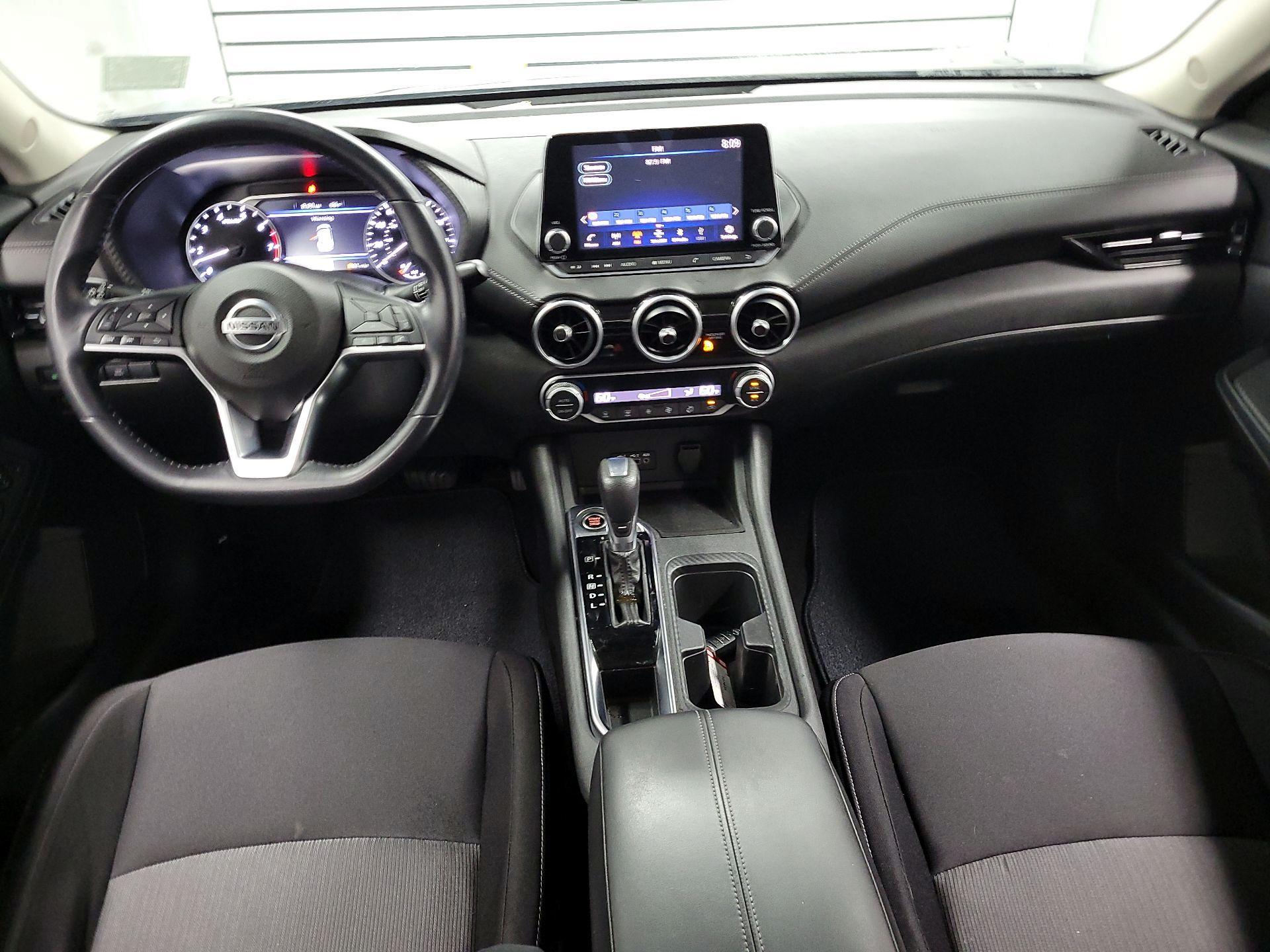 Thumbnail: 2020 Nissan Sentra - 9