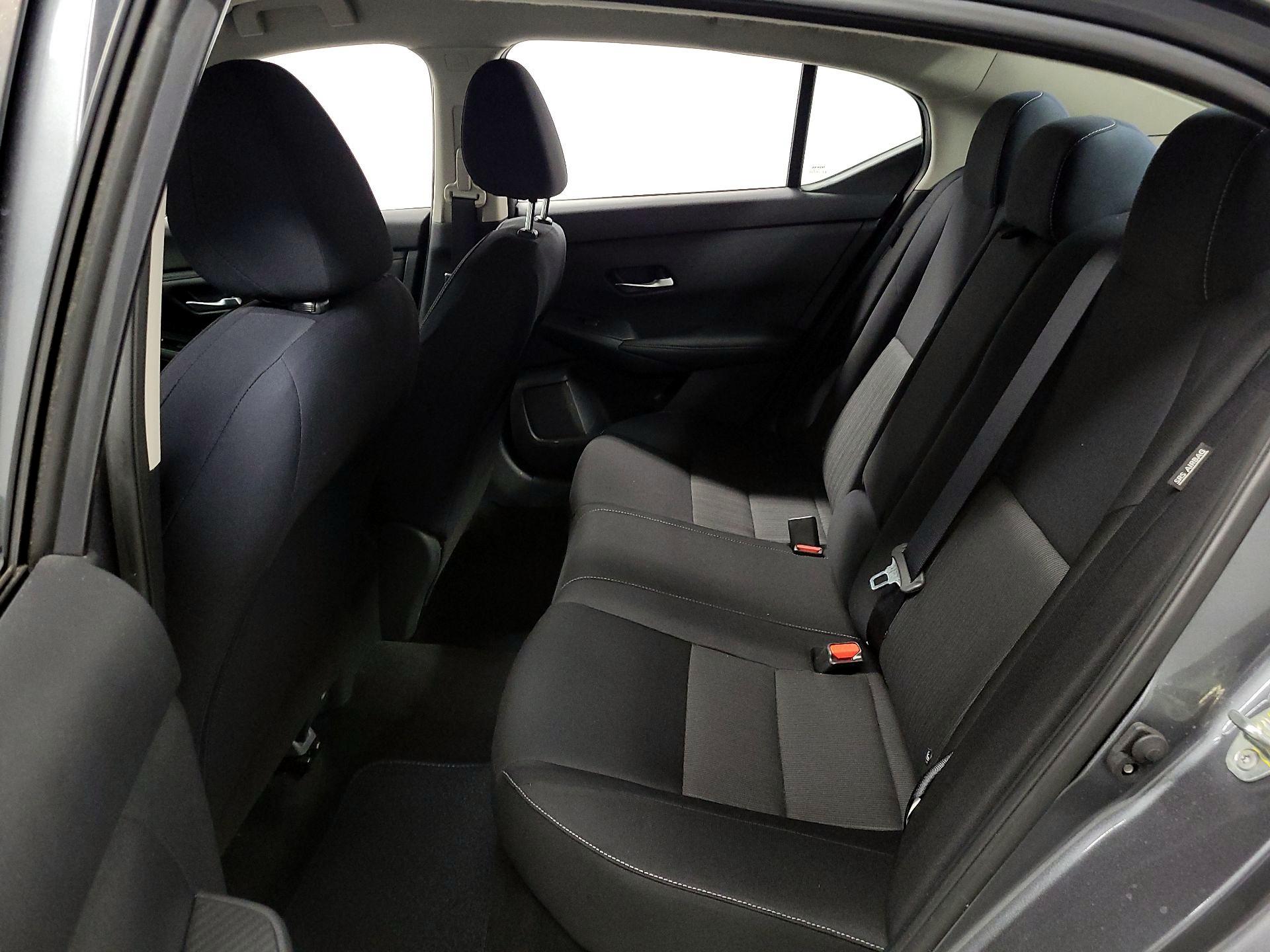 Thumbnail: 2020 Nissan Sentra - 18