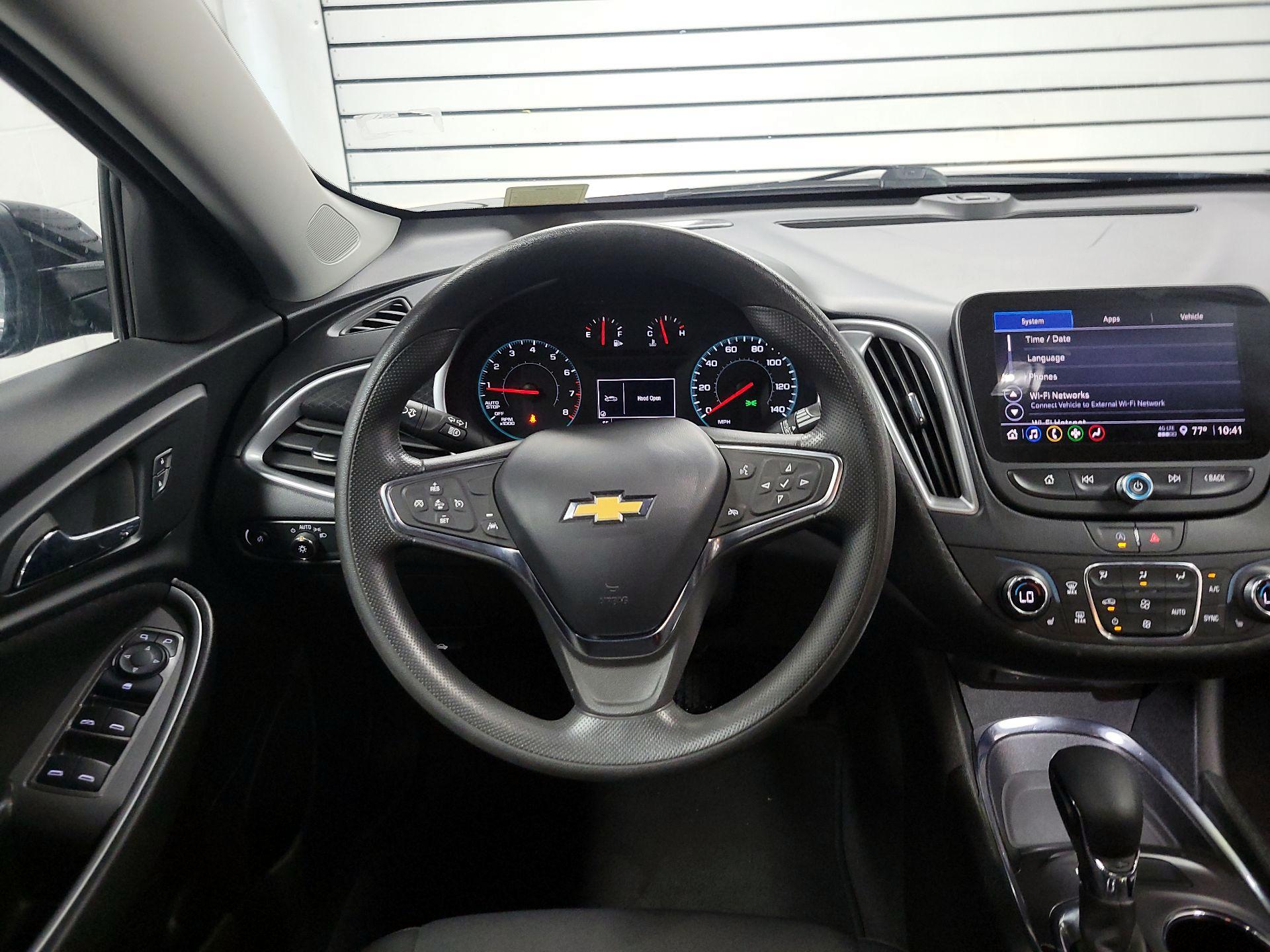 Thumbnail: 2023 Chevrolet Malibu - 10