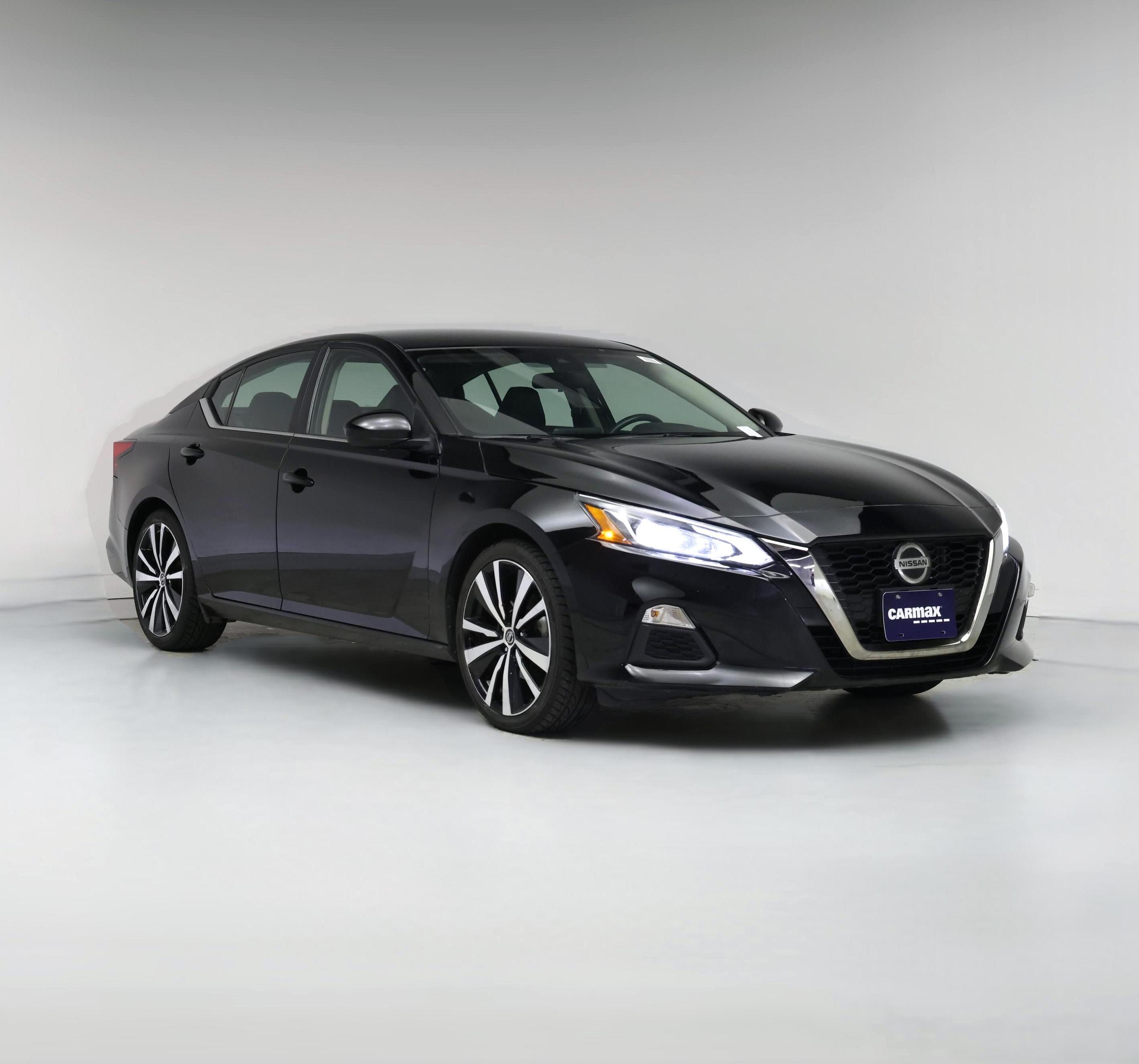 Thumbnail: 2022 Nissan Altima - 1