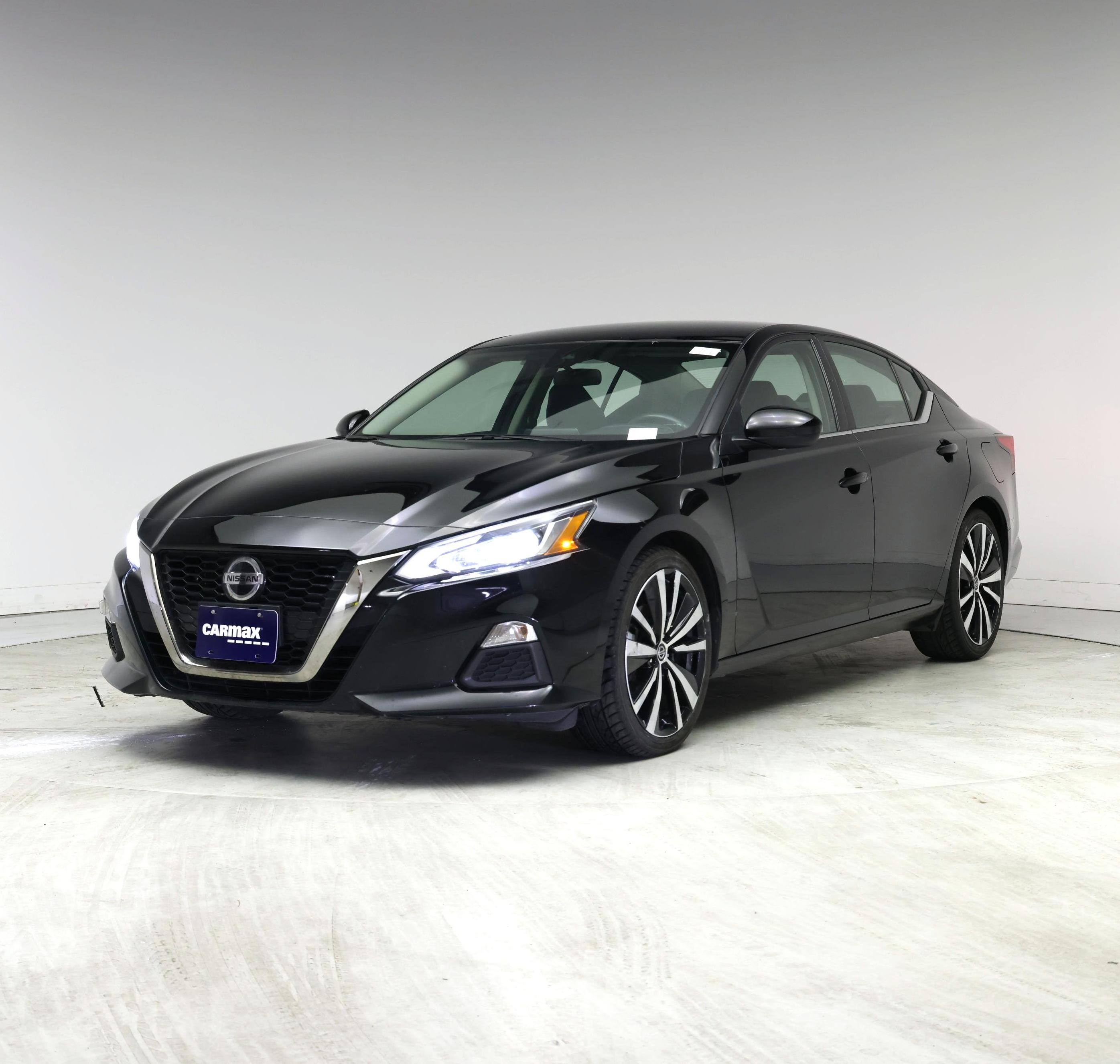 Thumbnail: 2022 Nissan Altima - 4