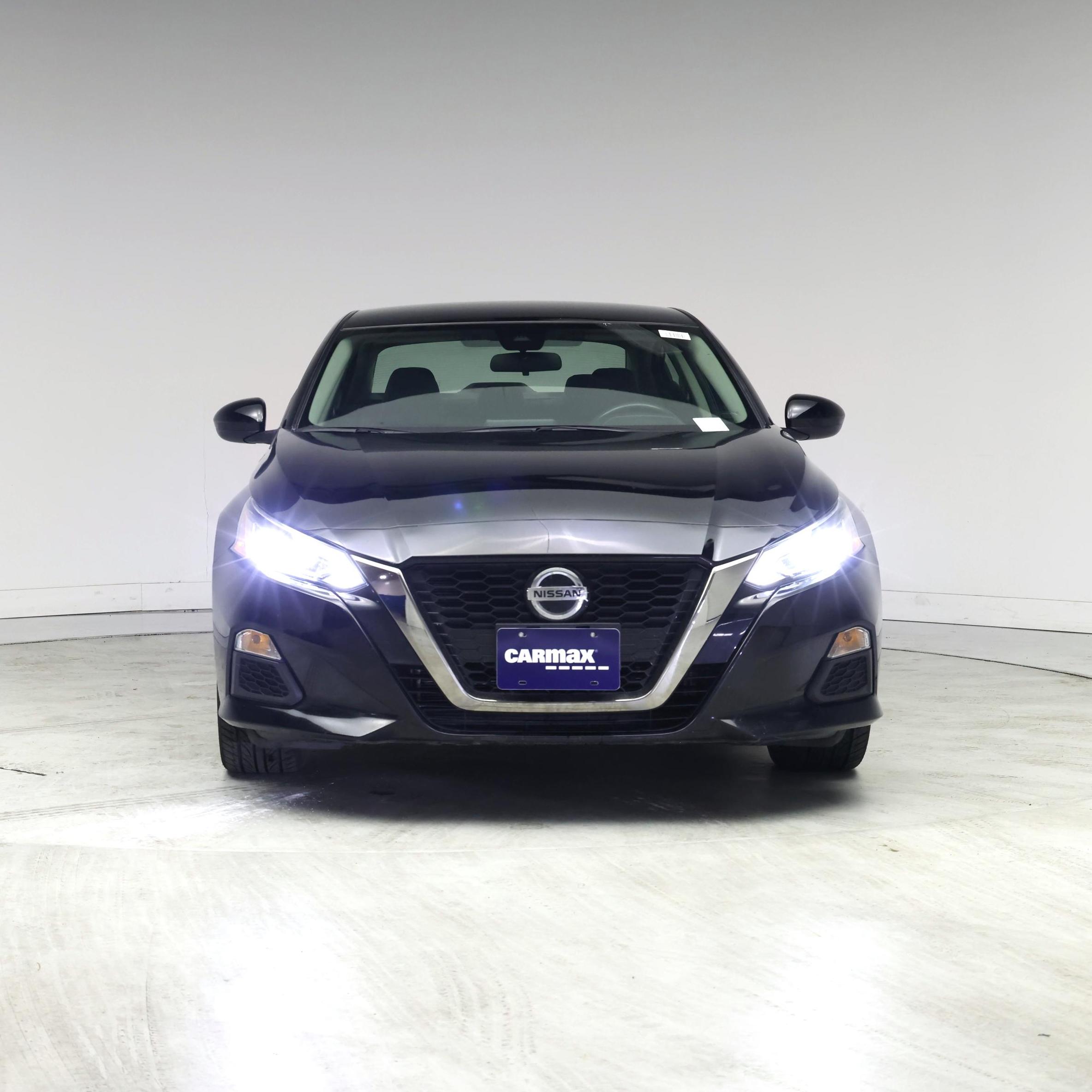 Thumbnail: 2022 Nissan Altima - 5
