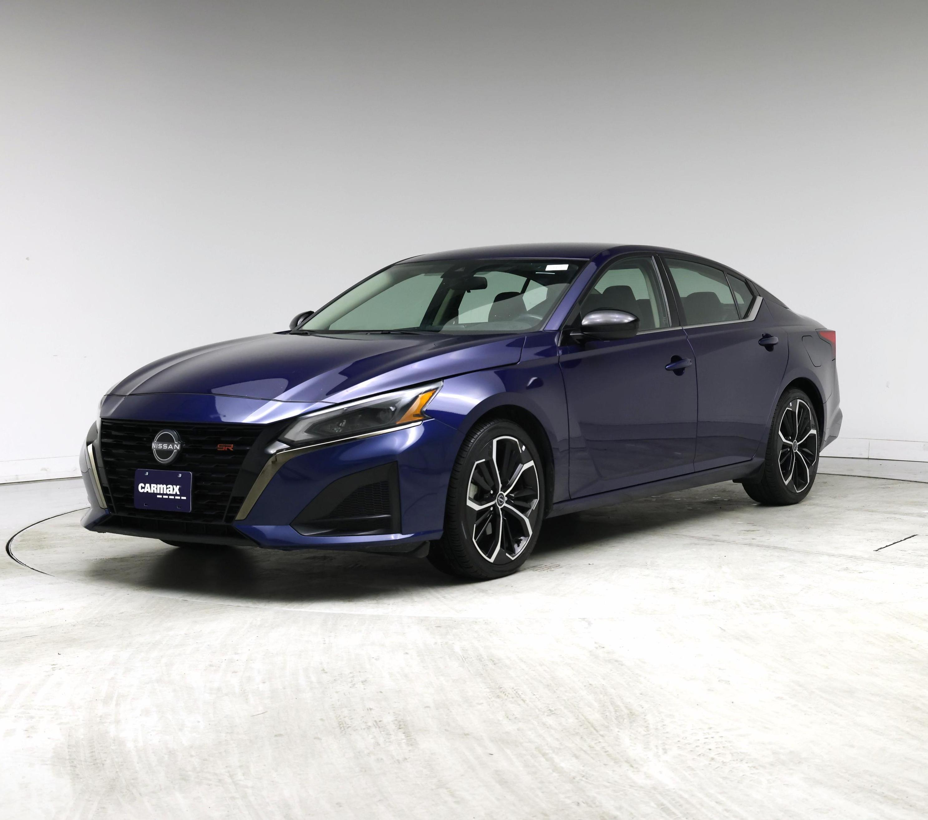 Thumbnail: 2023 Nissan Altima - 4