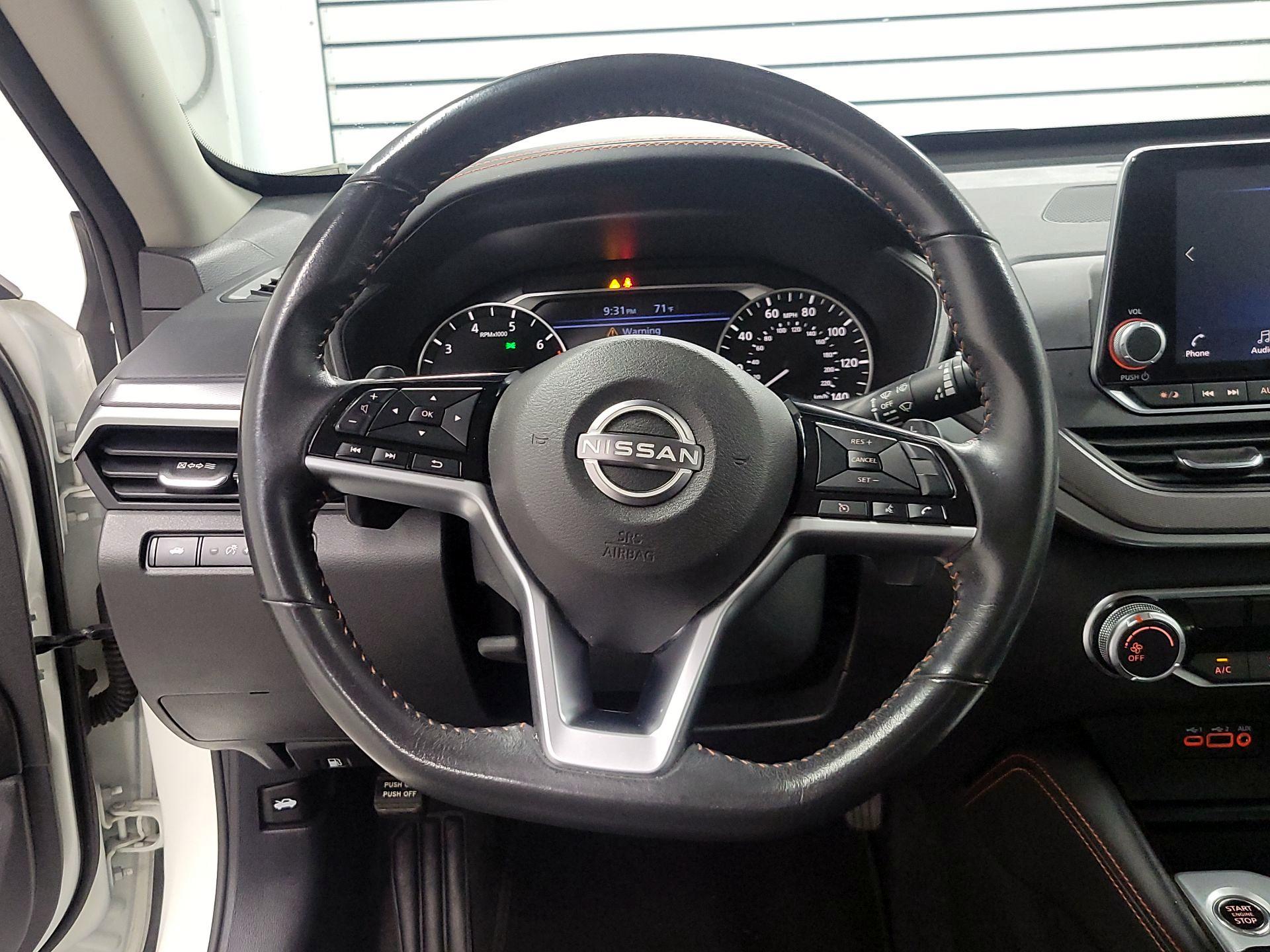 Thumbnail: 2023 Nissan Altima - 10