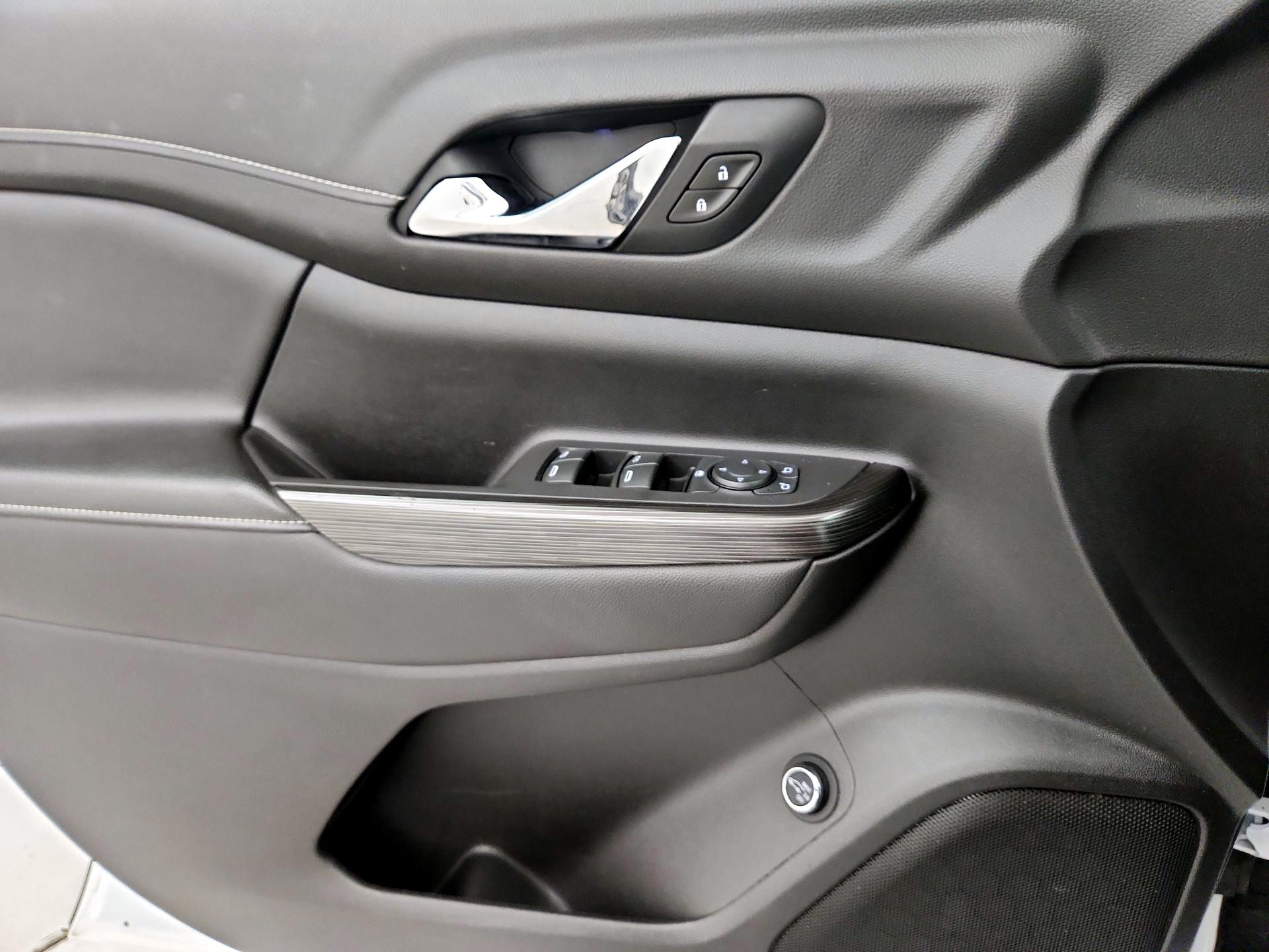 Thumbnail: 2019 GMC Acadia - 12