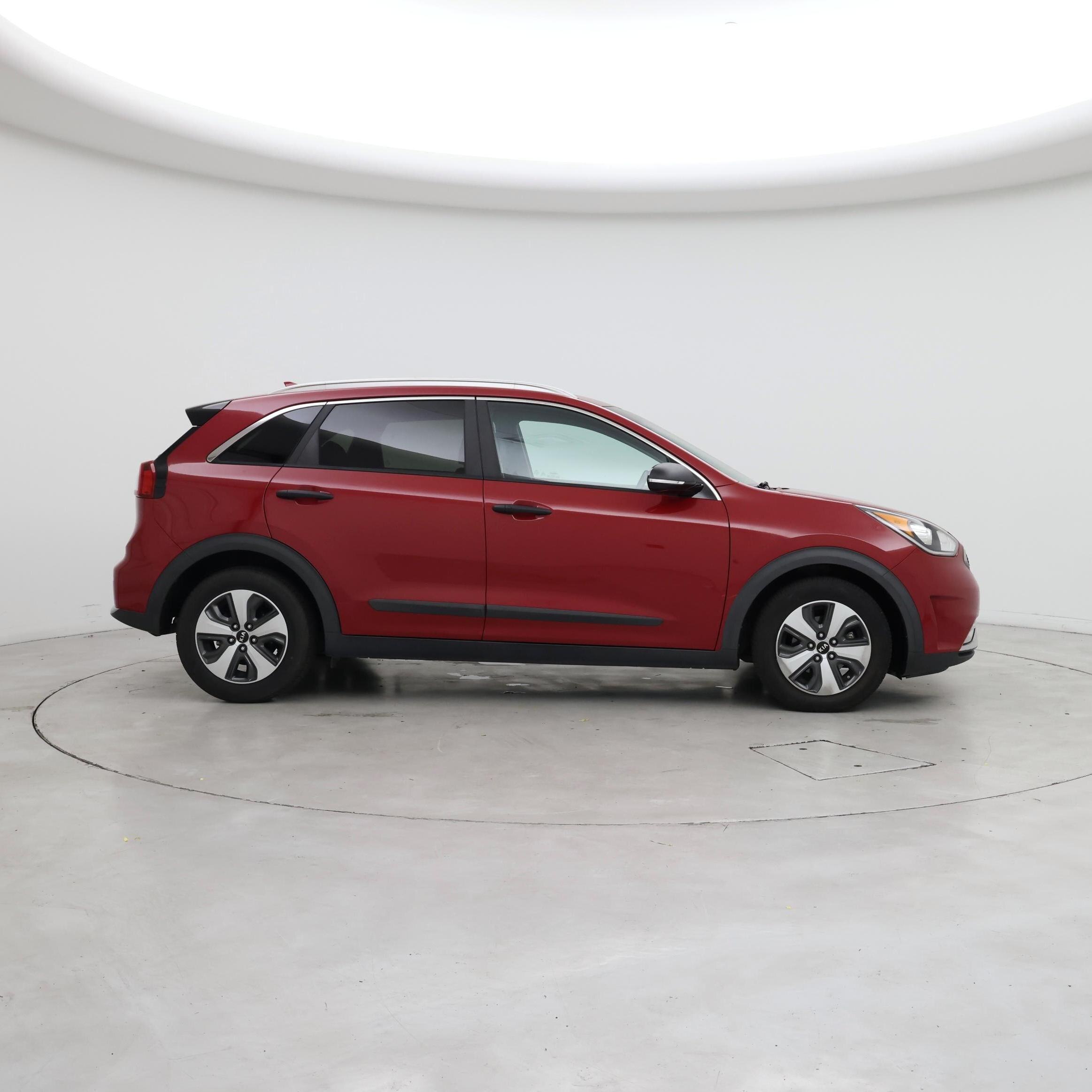 Thumbnail: 2017 Kia Niro - 7