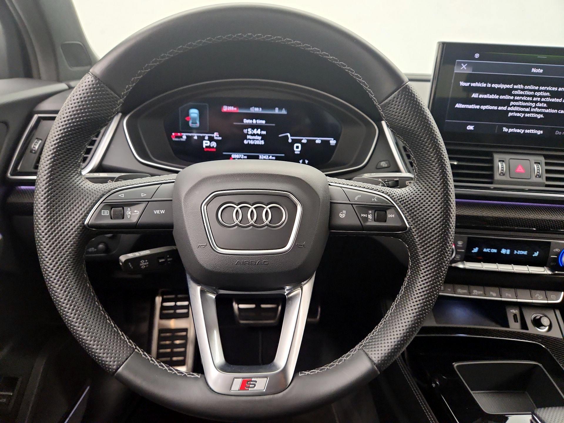 Thumbnail: 2023 Audi SQ5 - 10