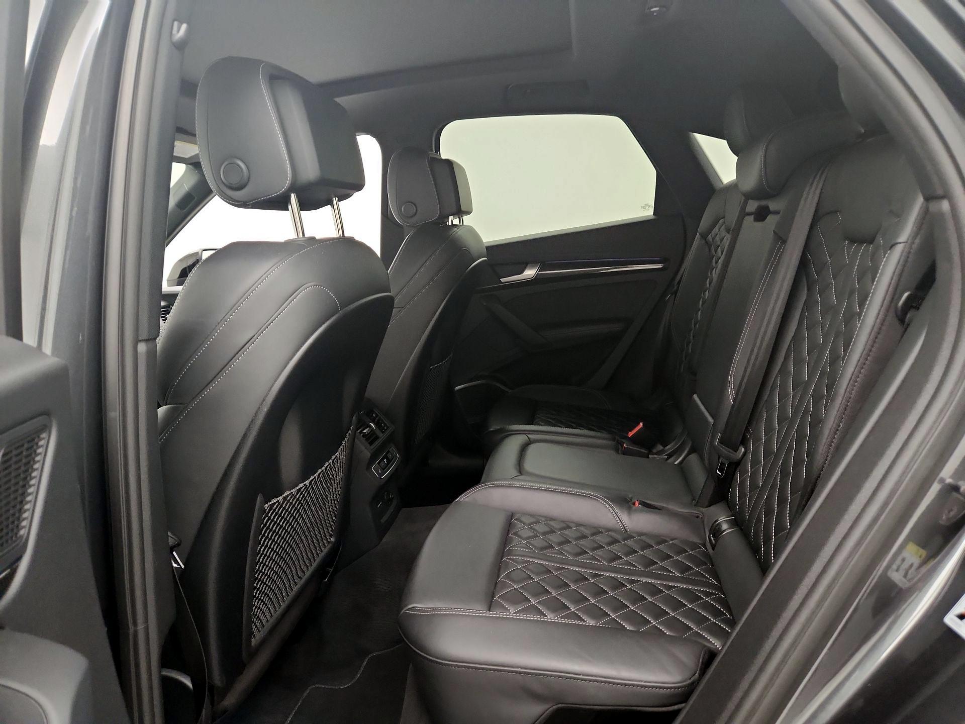 Thumbnail: 2023 Audi SQ5 - 20