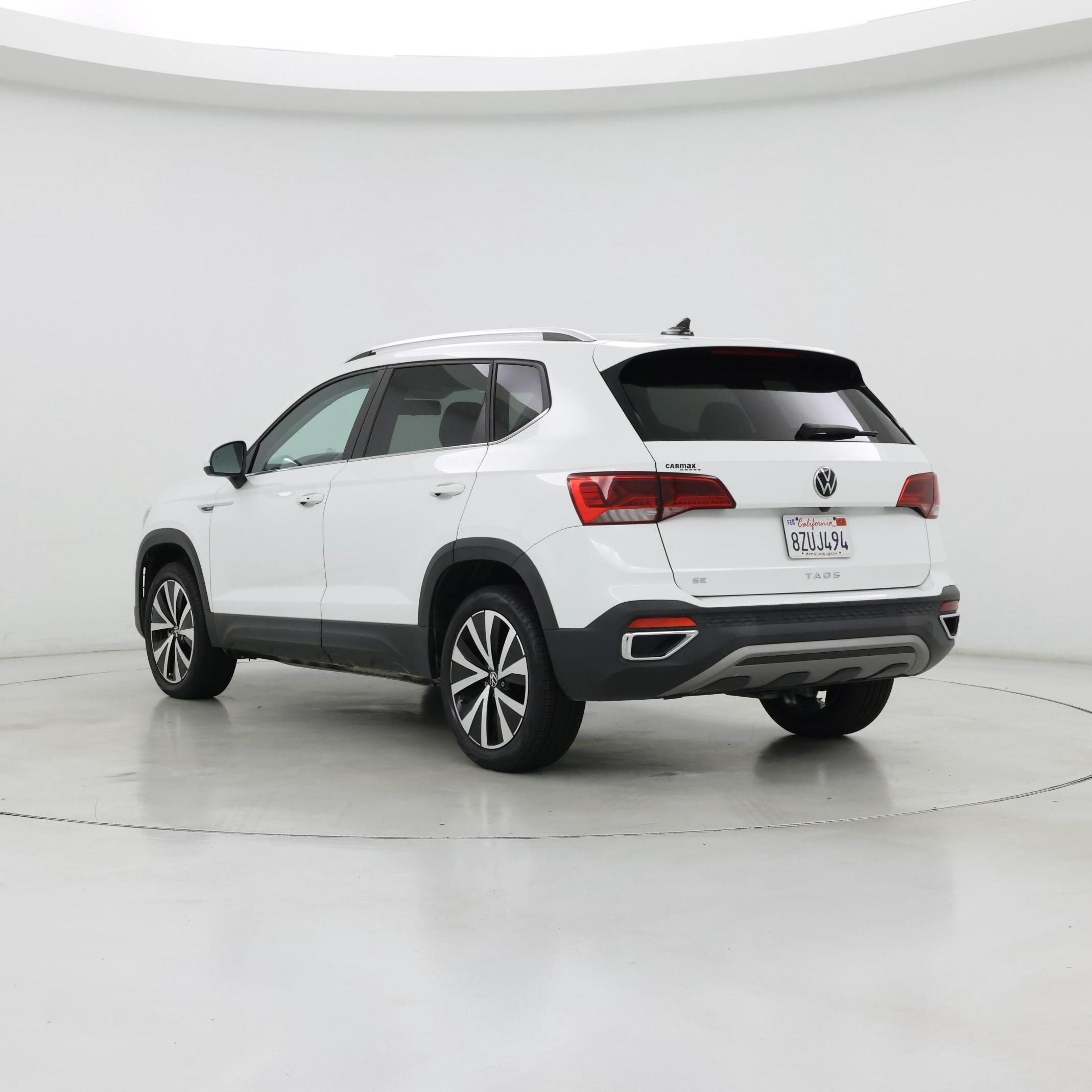 Thumbnail: 2022 Volkswagen Taos - 2