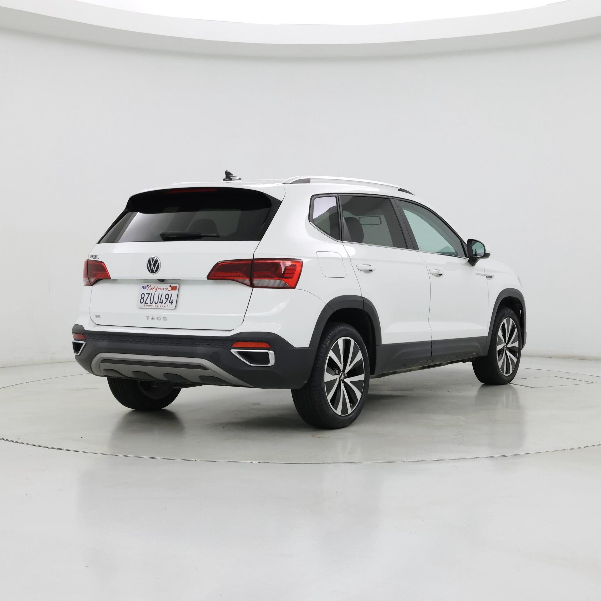 Thumbnail: 2022 Volkswagen Taos - 8