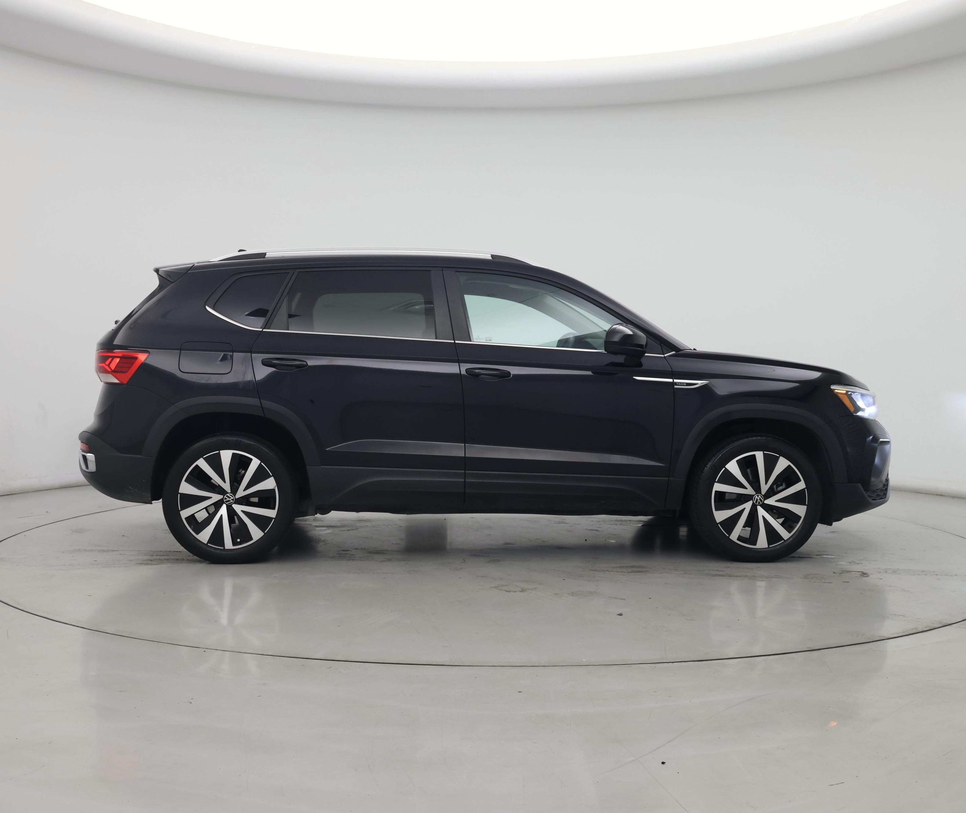 Thumbnail: 2022 Volkswagen Taos - 7