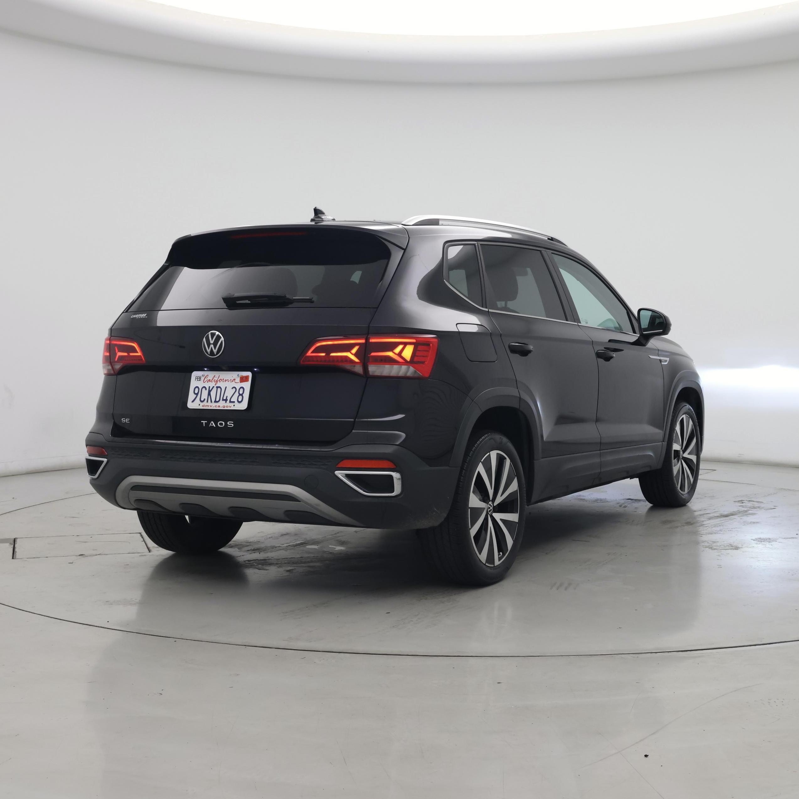 Thumbnail: 2022 Volkswagen Taos - 8