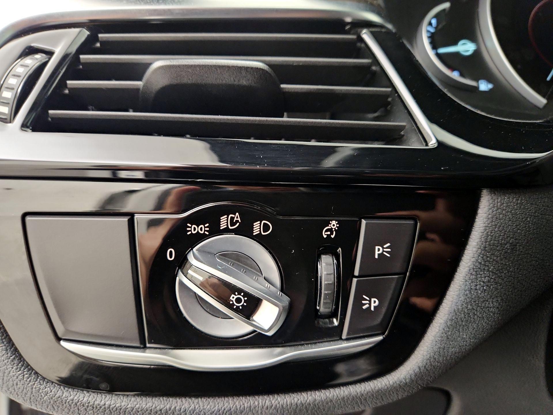 Thumbnail: 2019 BMW 5 Series - 13
