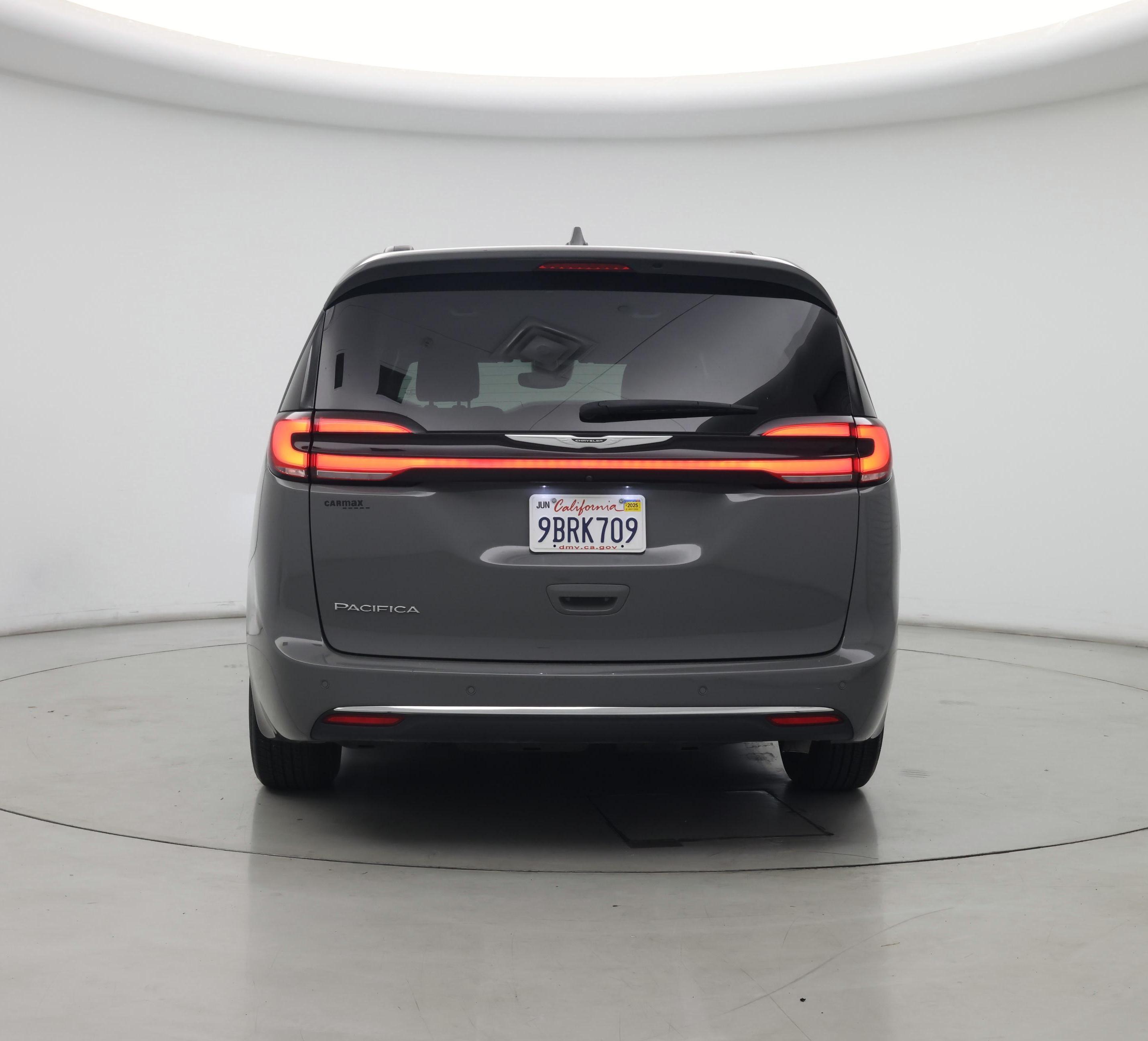 Thumbnail: 2022 Chrysler Pacifica - 6