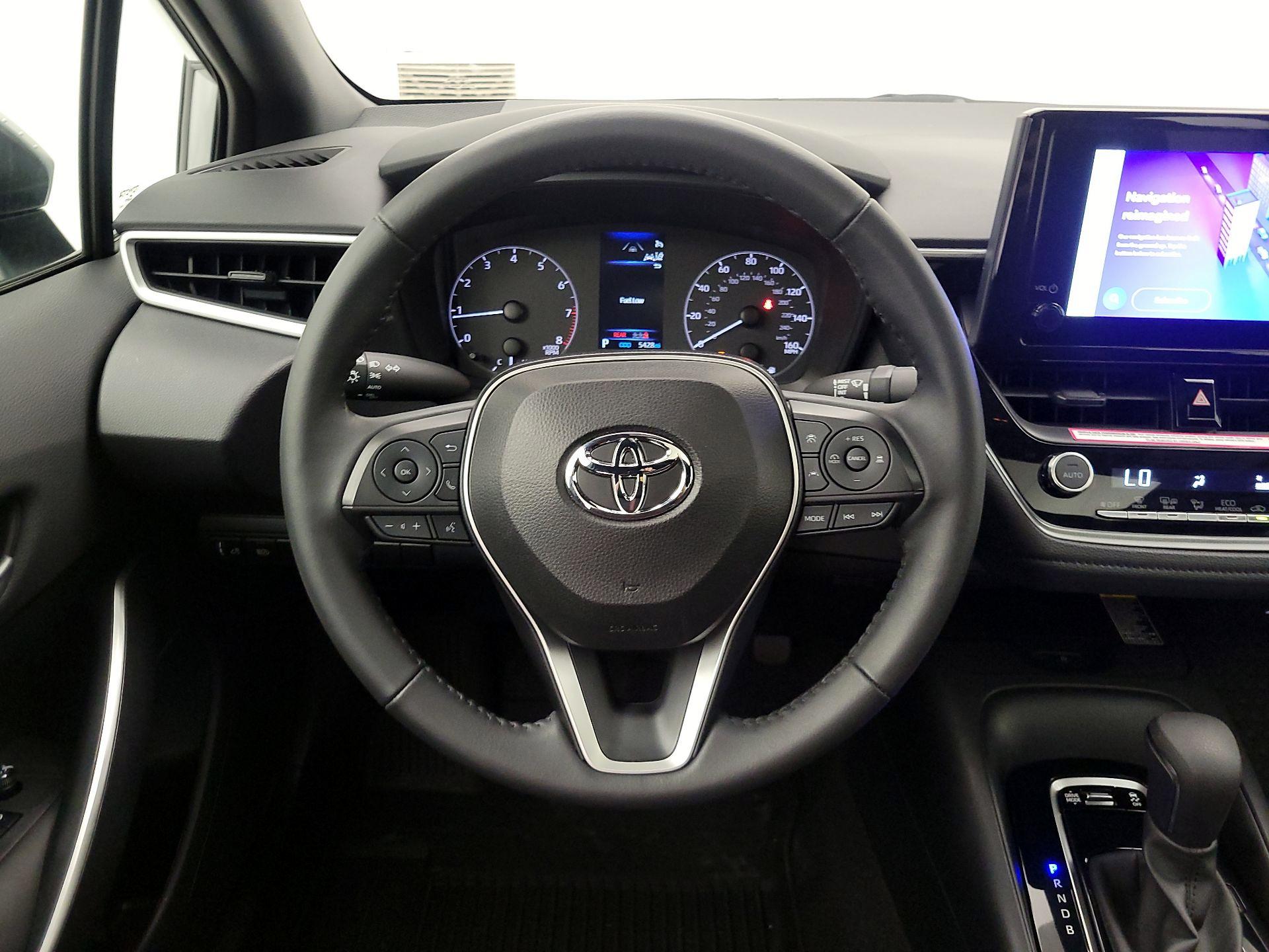 Thumbnail: 2024 Toyota Corolla - 10
