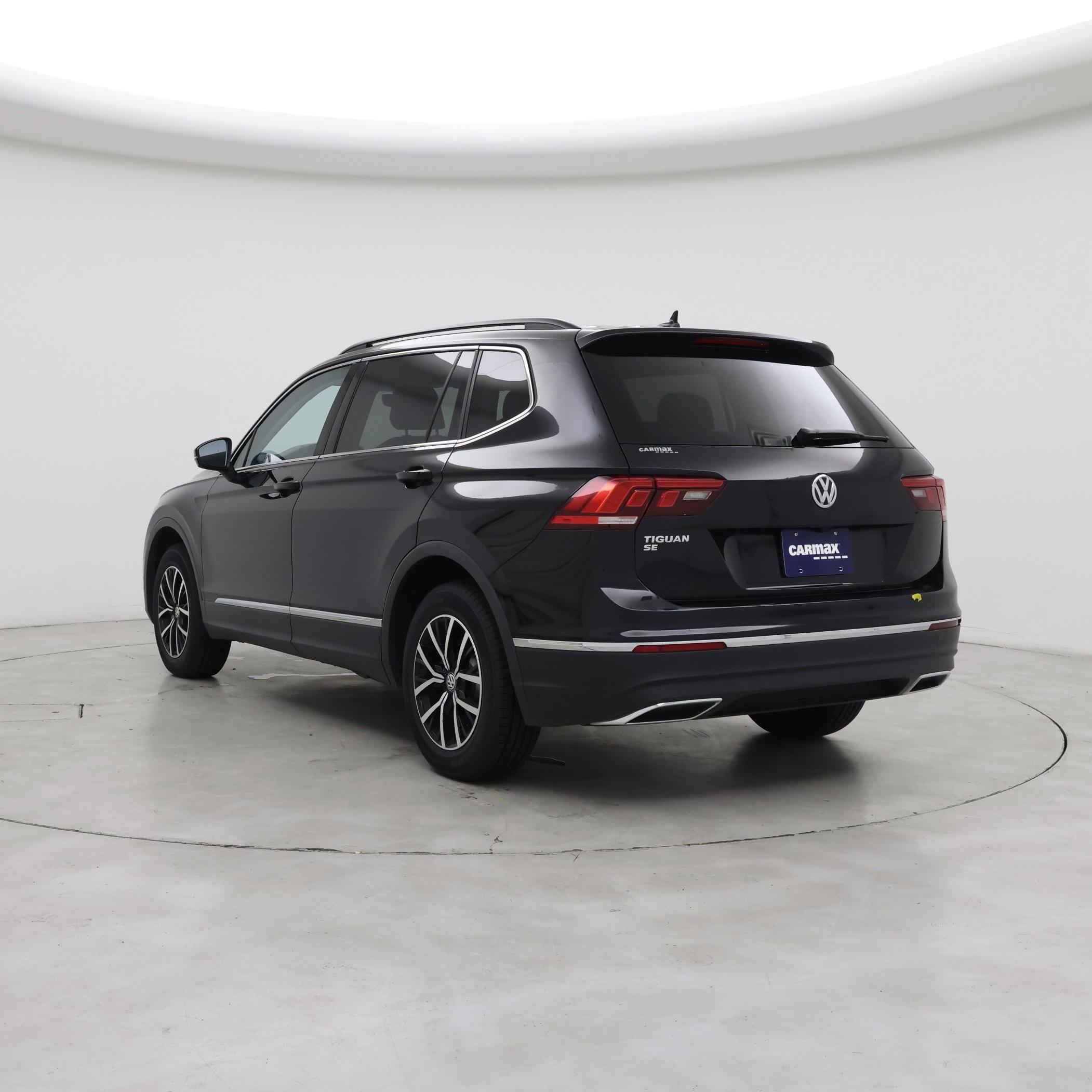 Thumbnail: 2021 Volkswagen Tiguan - 2