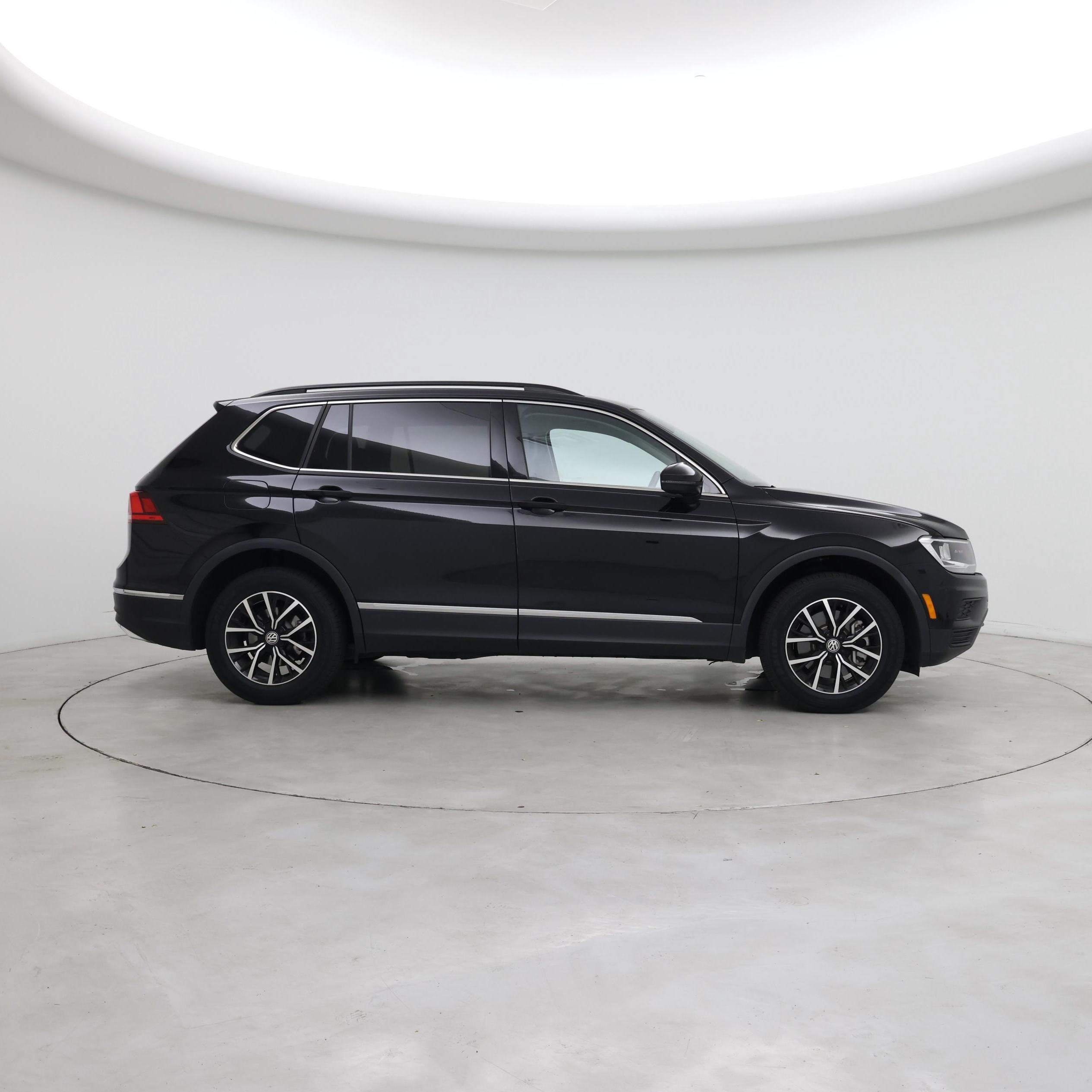 Thumbnail: 2021 Volkswagen Tiguan - 7