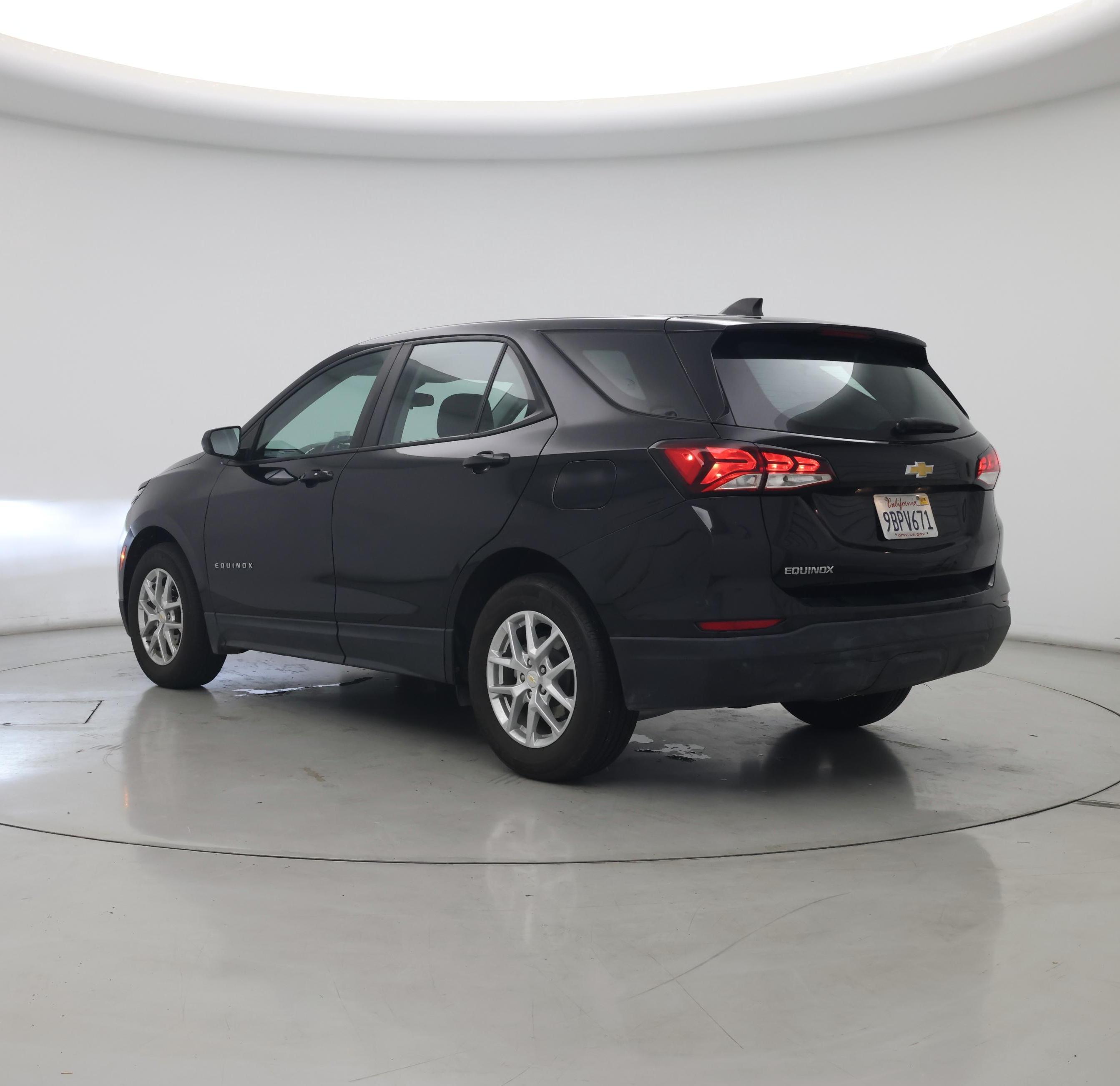 Thumbnail: 2022 Chevrolet Equinox - 2