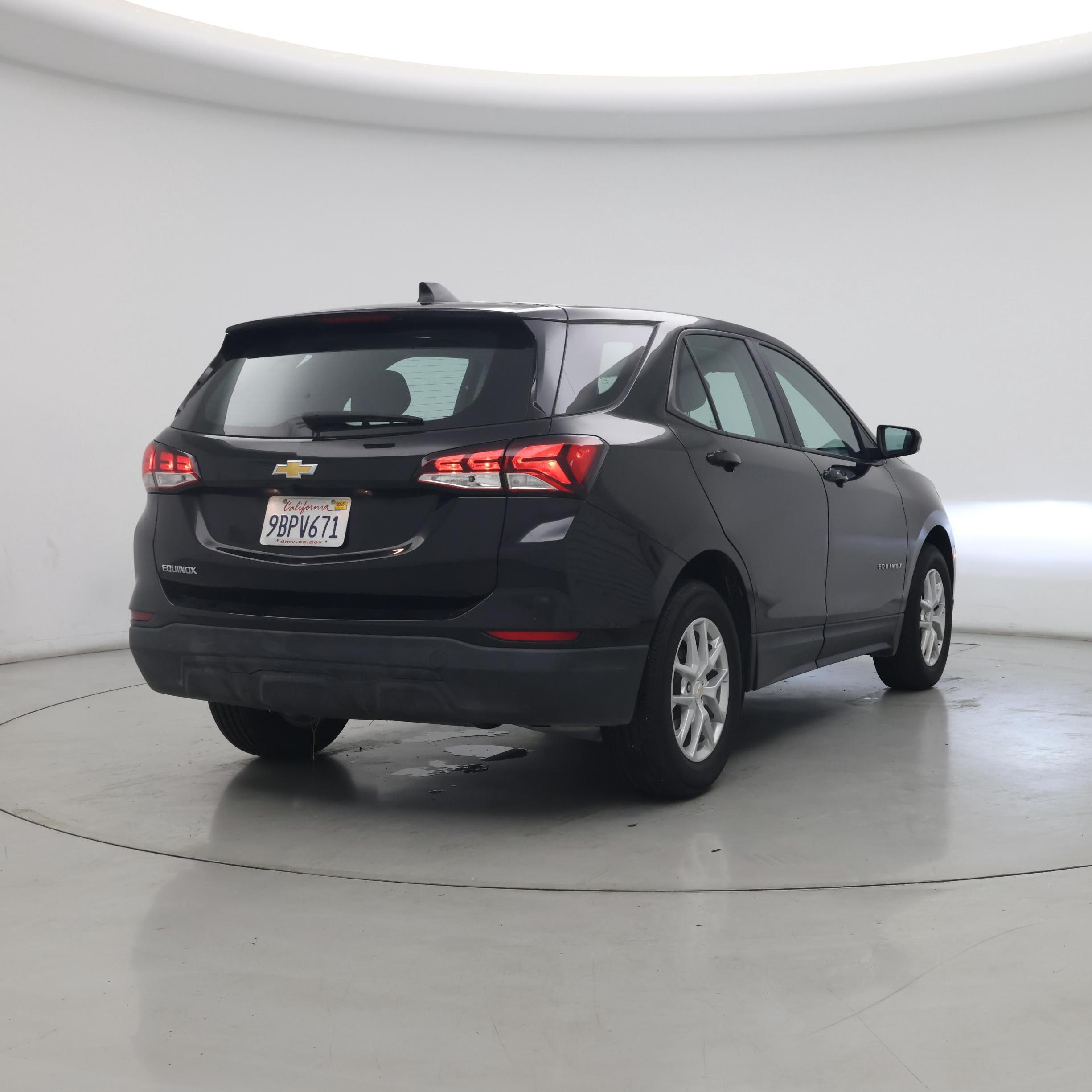Thumbnail: 2022 Chevrolet Equinox - 8