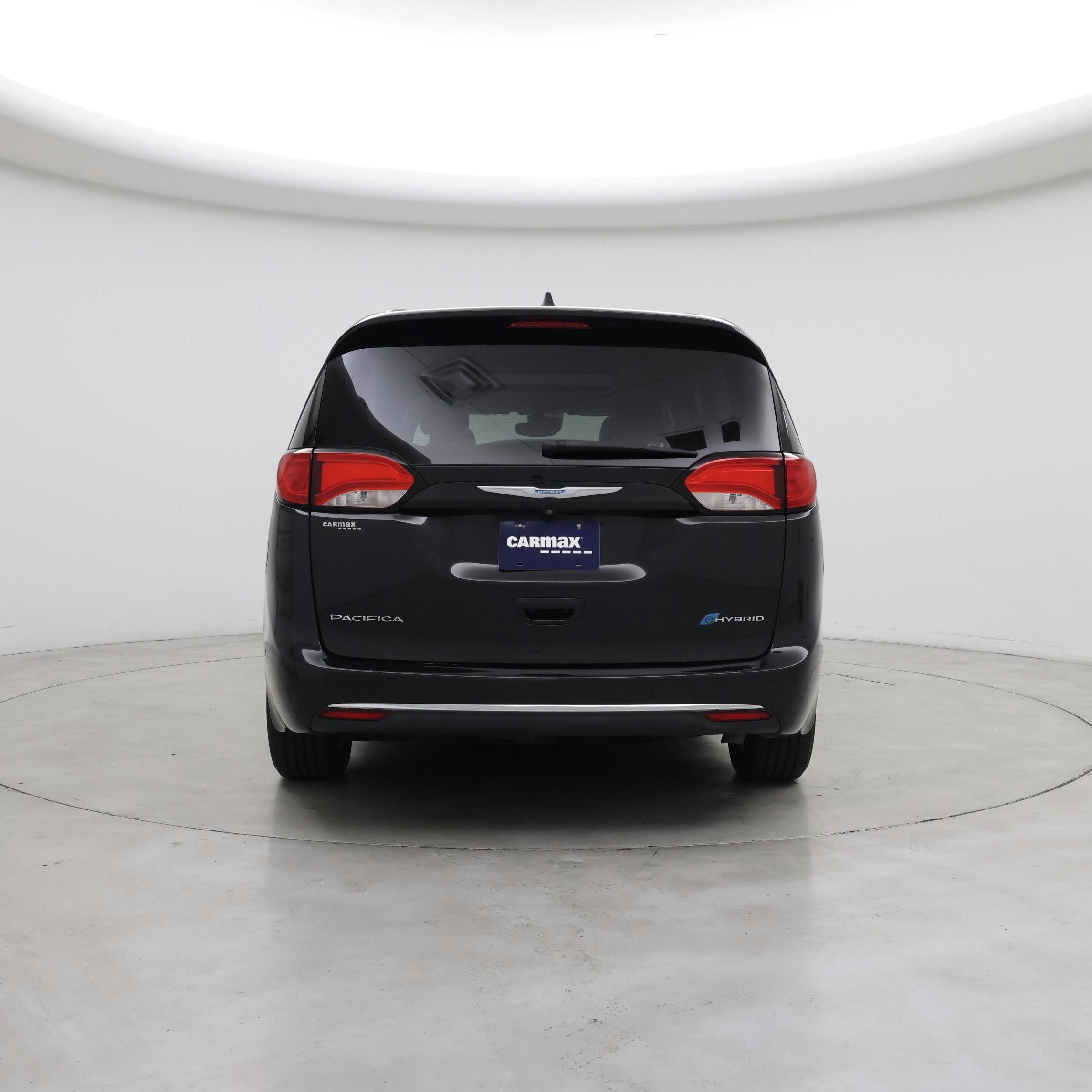Thumbnail: 2018 Chrysler Pacifica - 6