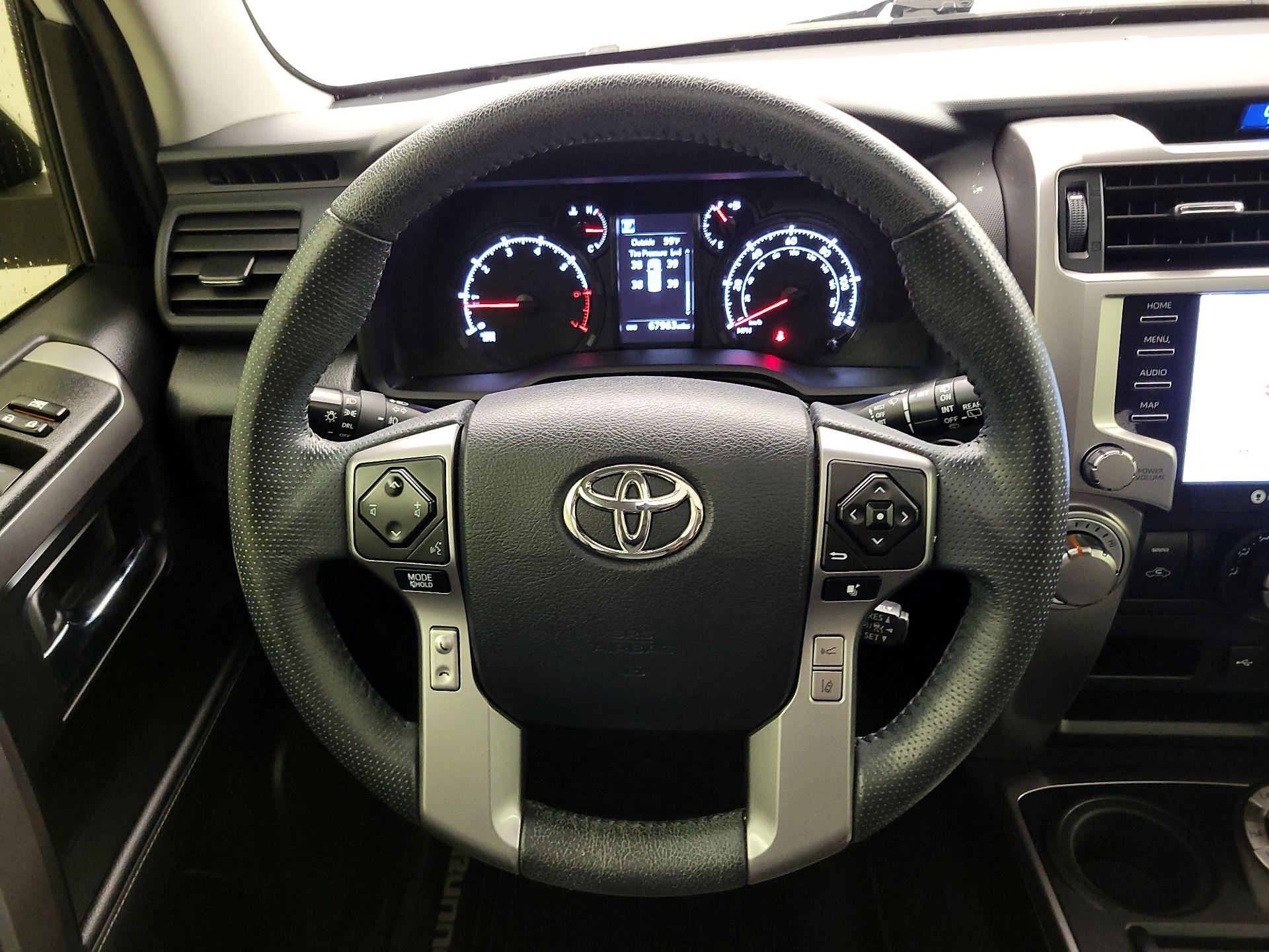 Thumbnail: 2020 Toyota 4Runner - 10