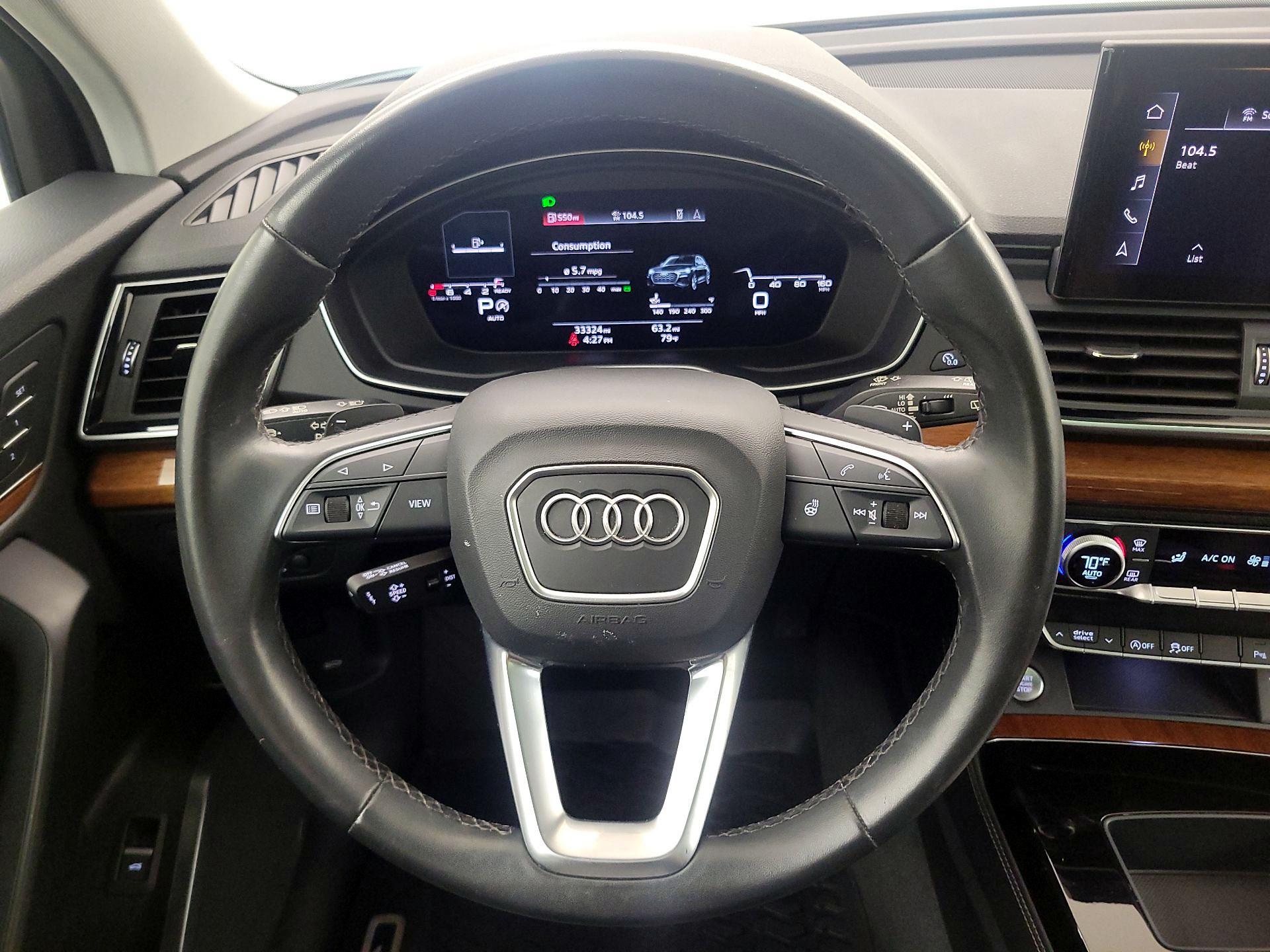 Thumbnail: 2022 Audi Q5 - 10