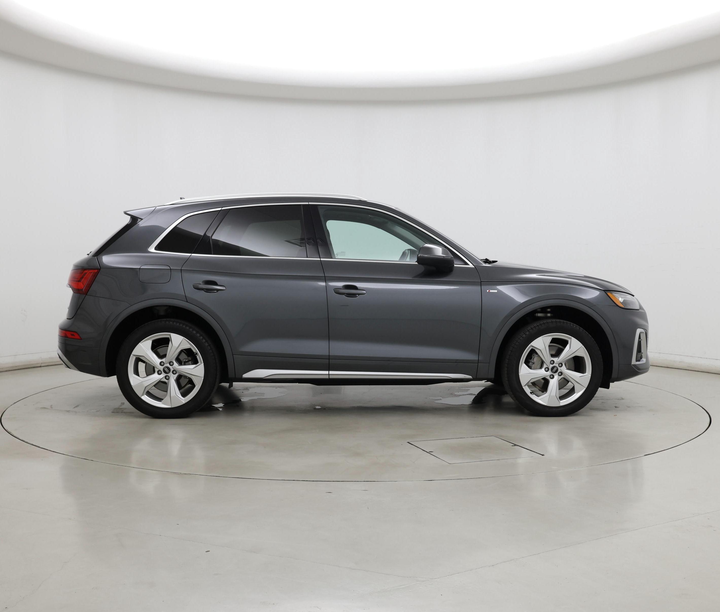 Thumbnail: 2022 Audi Q5 - 7