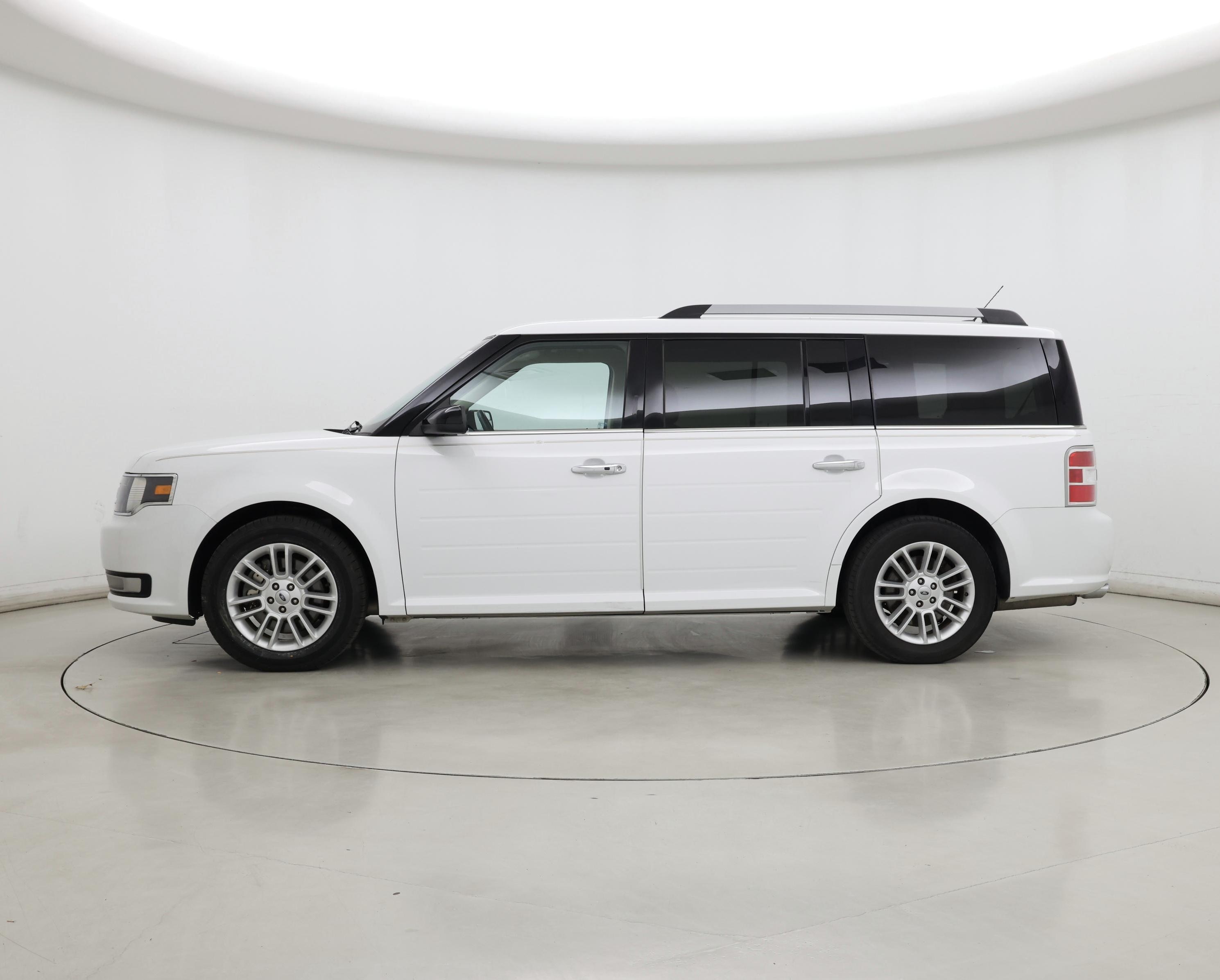Thumbnail: 2018 Ford Flex - 3