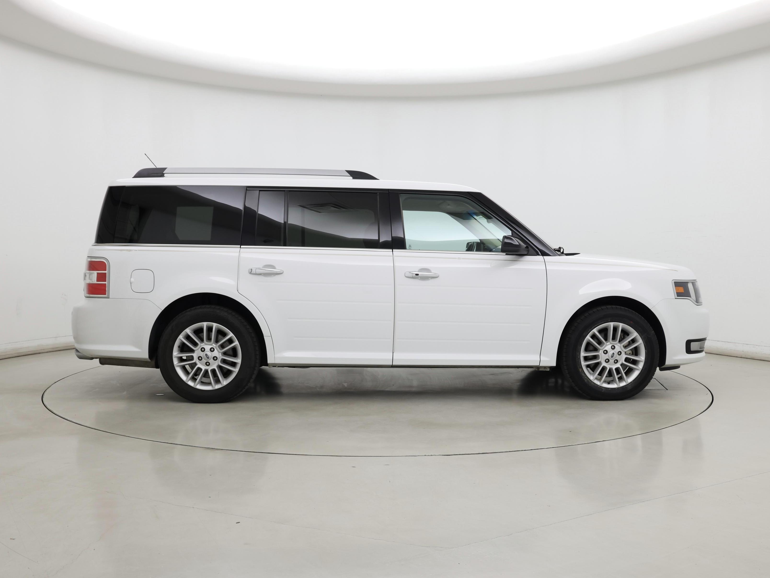 Thumbnail: 2018 Ford Flex - 7