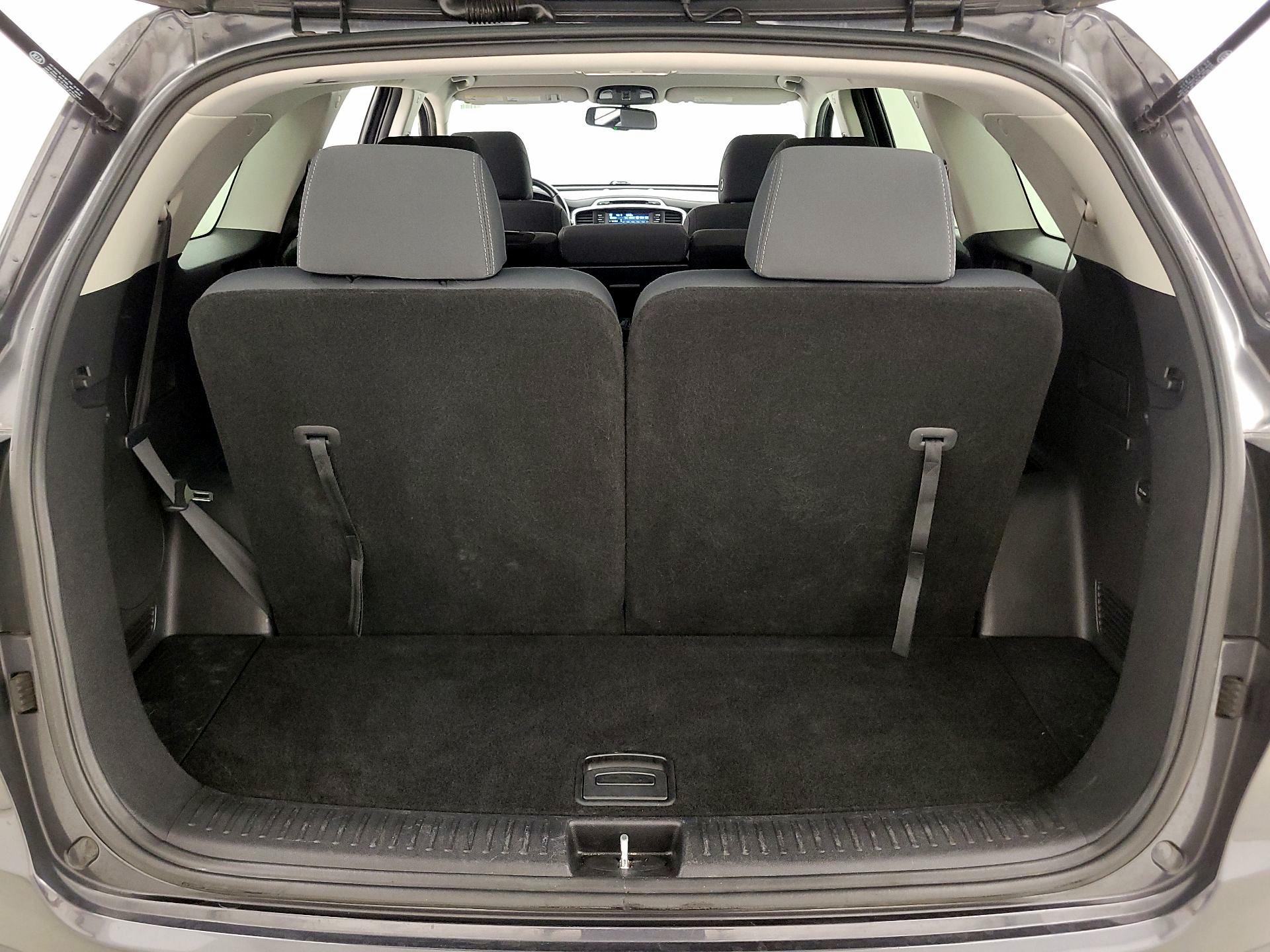 Thumbnail: 2017 Kia Sorento - 20