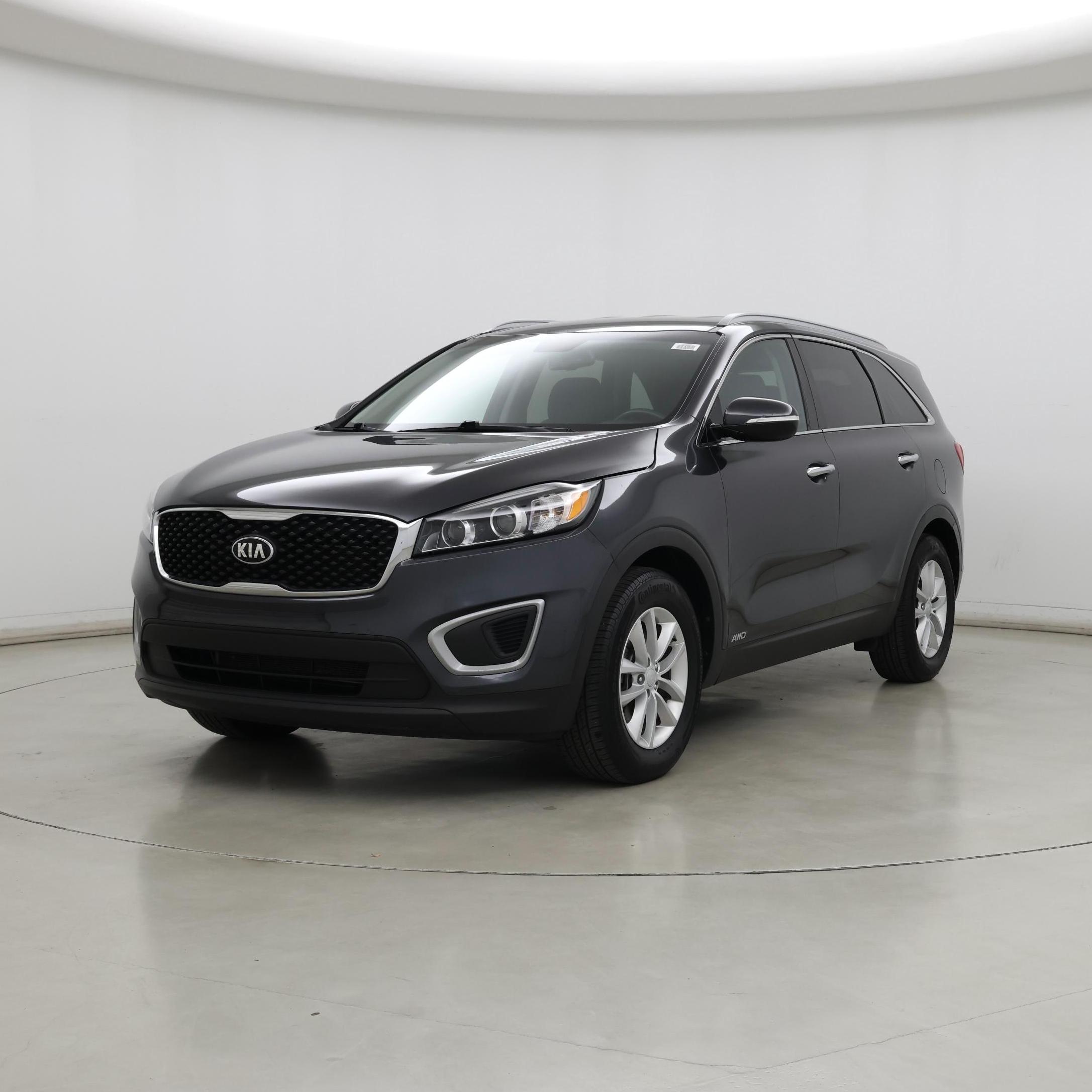 Thumbnail: 2017 Kia Sorento - 4