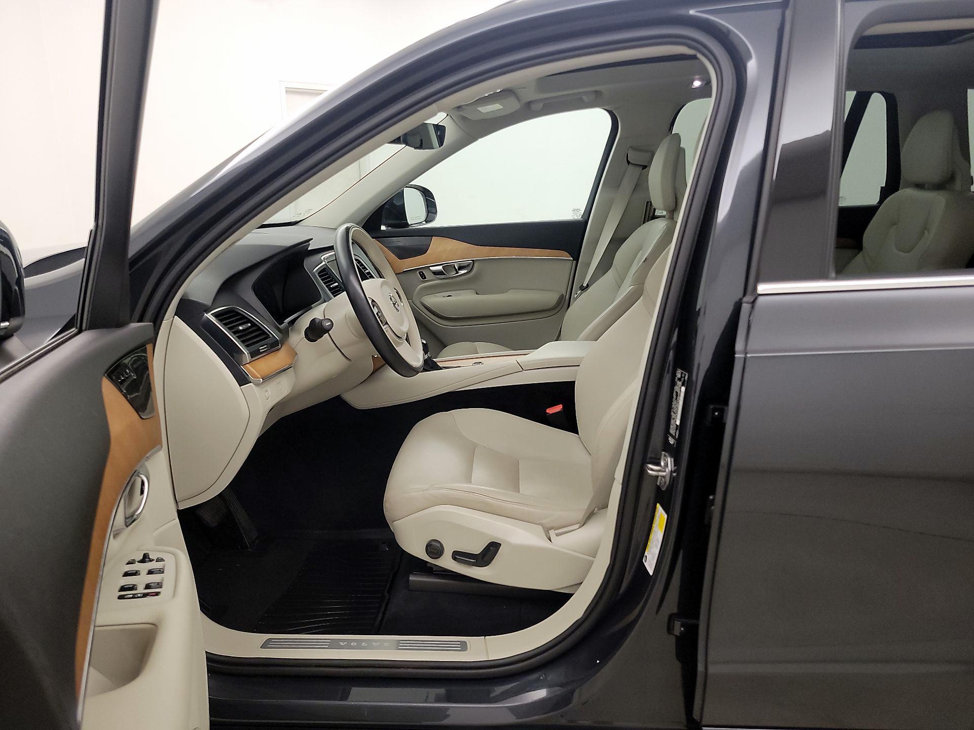 Thumbnail: 2021 Volvo XC90 - 11