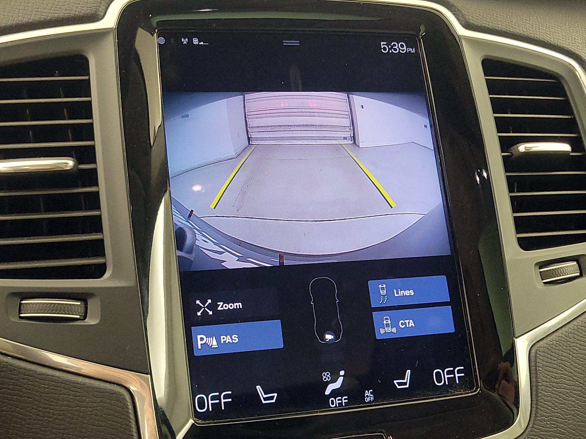 Thumbnail: 2021 Volvo XC90 - 15