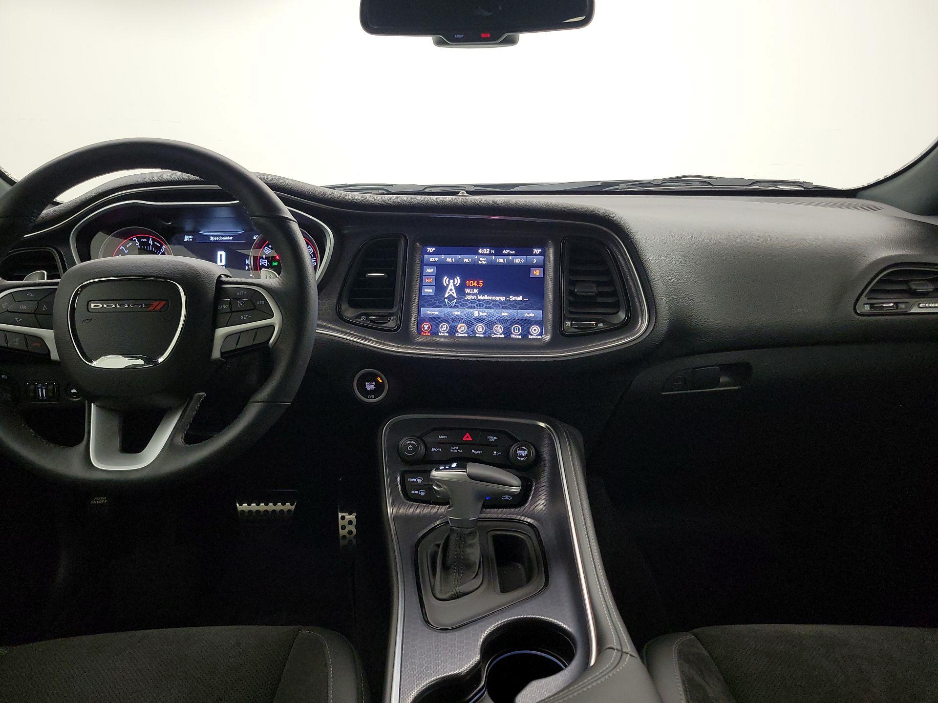 Thumbnail: 2017 Dodge Challenger - 9