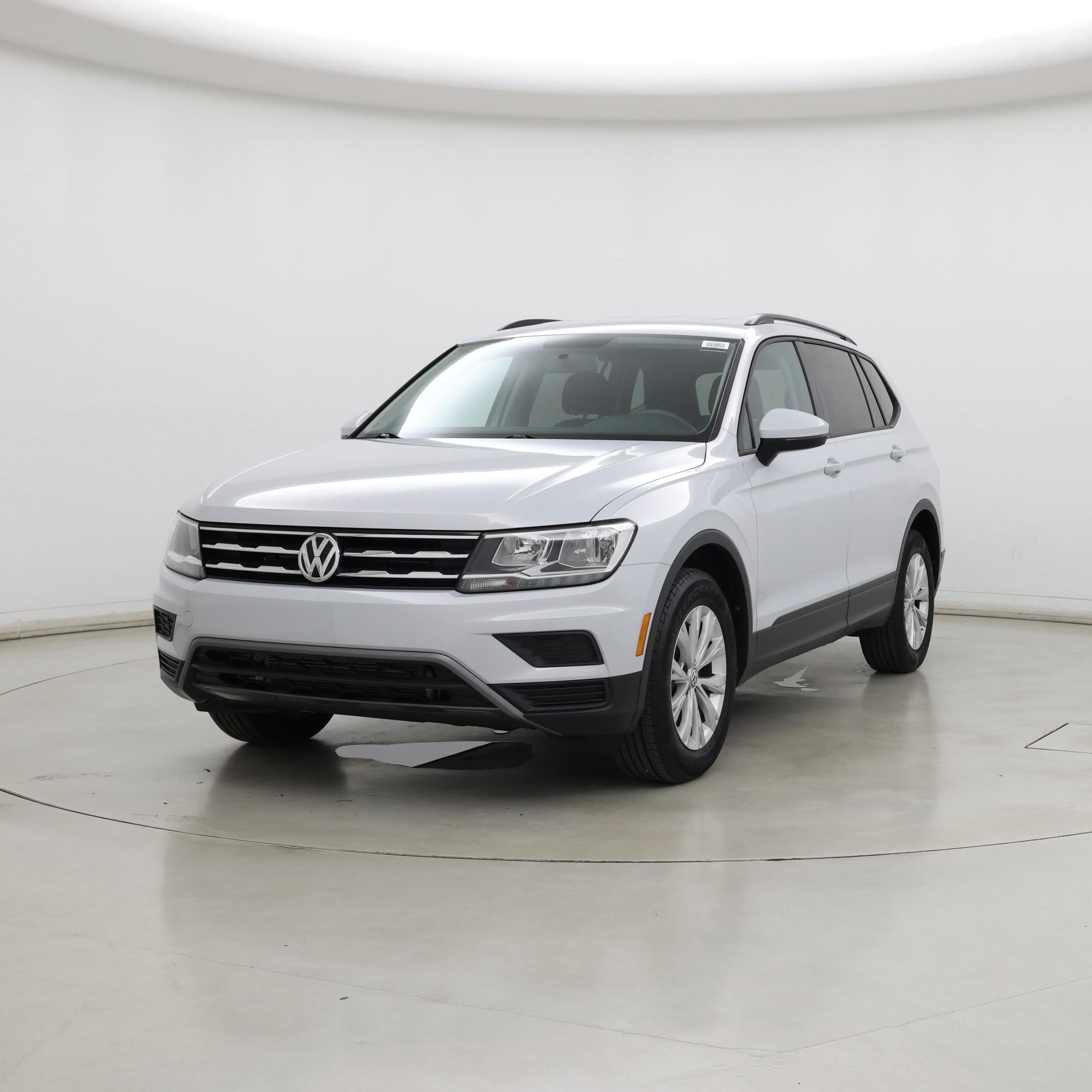 Thumbnail: 2018 Volkswagen Tiguan - 4