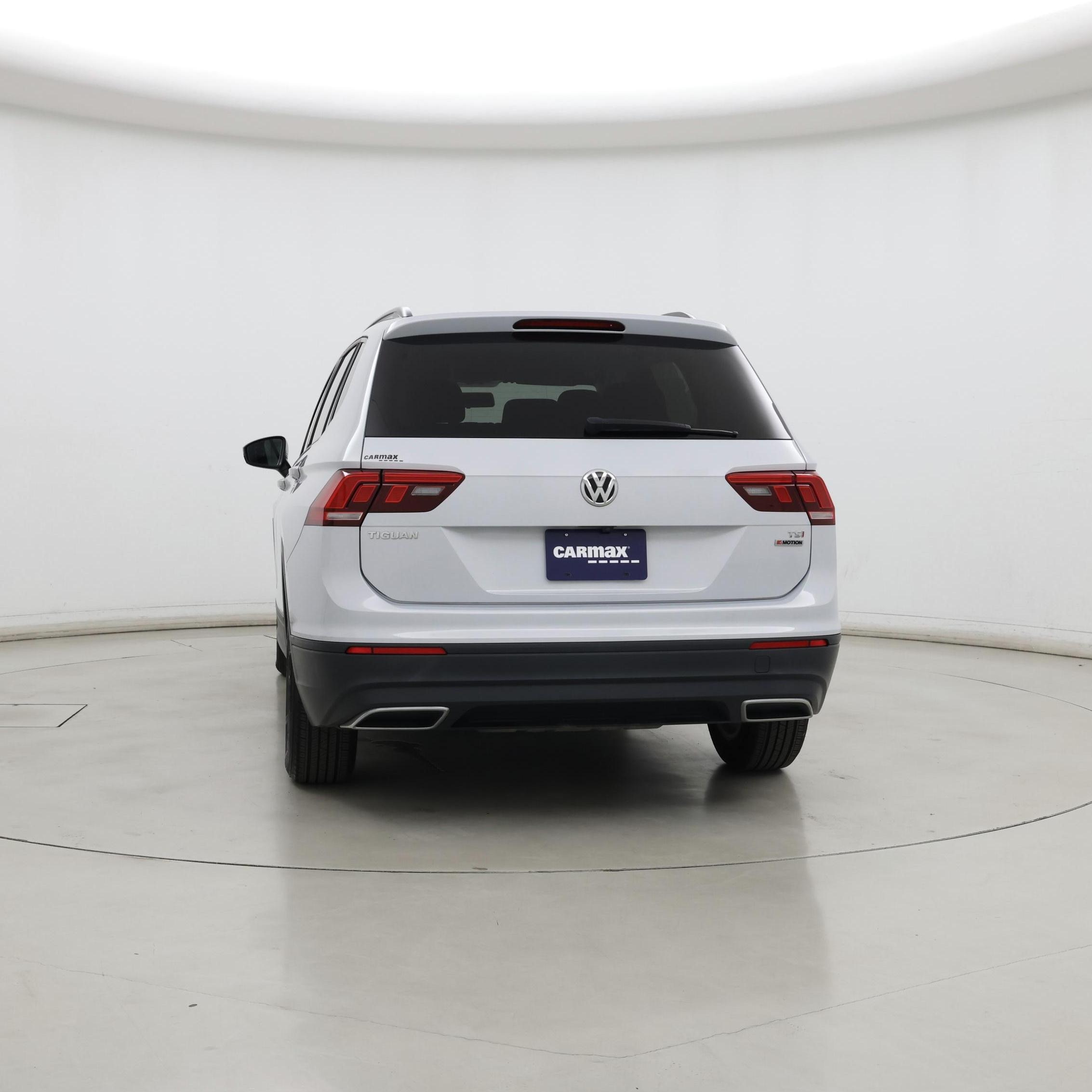 Thumbnail: 2018 Volkswagen Tiguan - 6