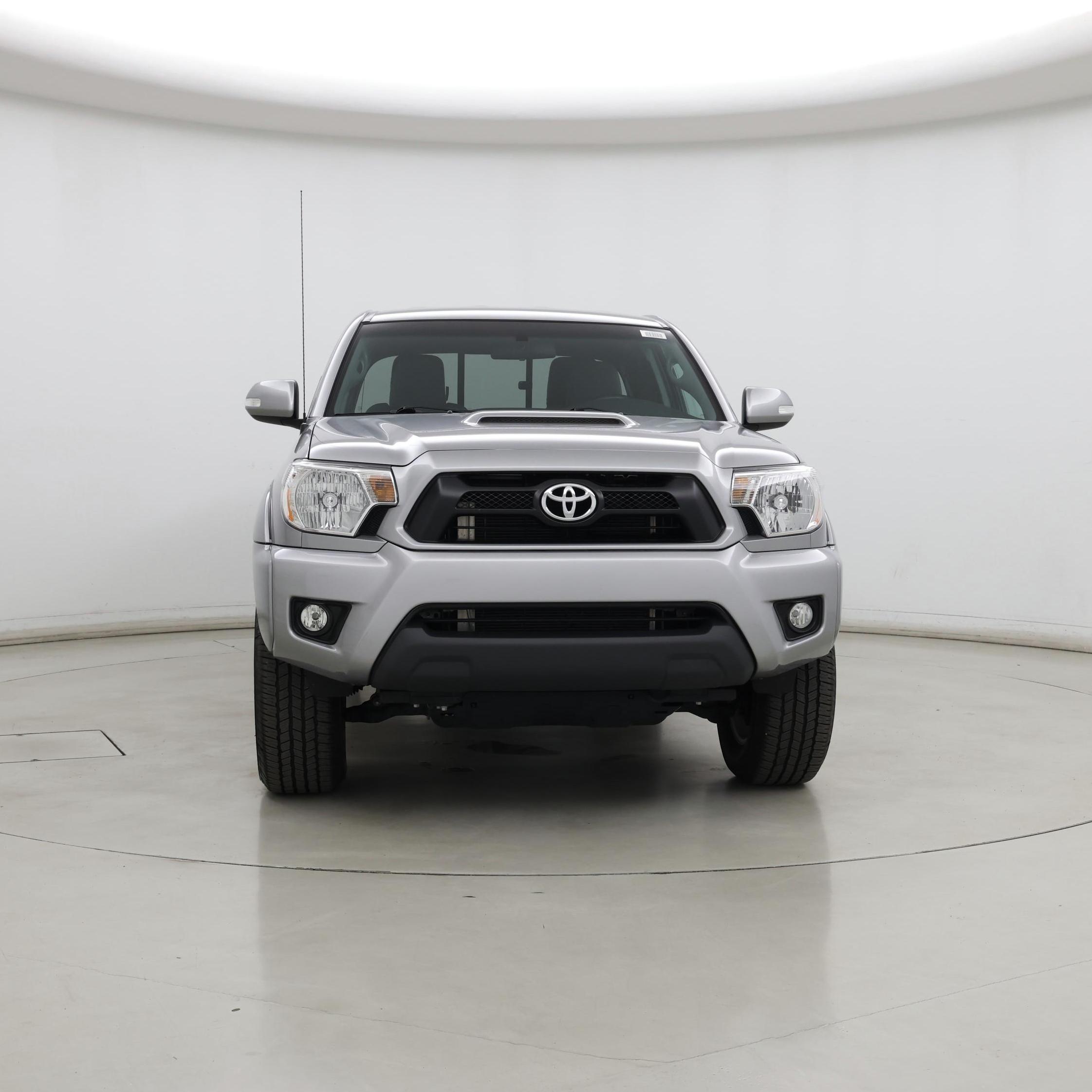 Thumbnail: 2015 Toyota Tacoma - 5