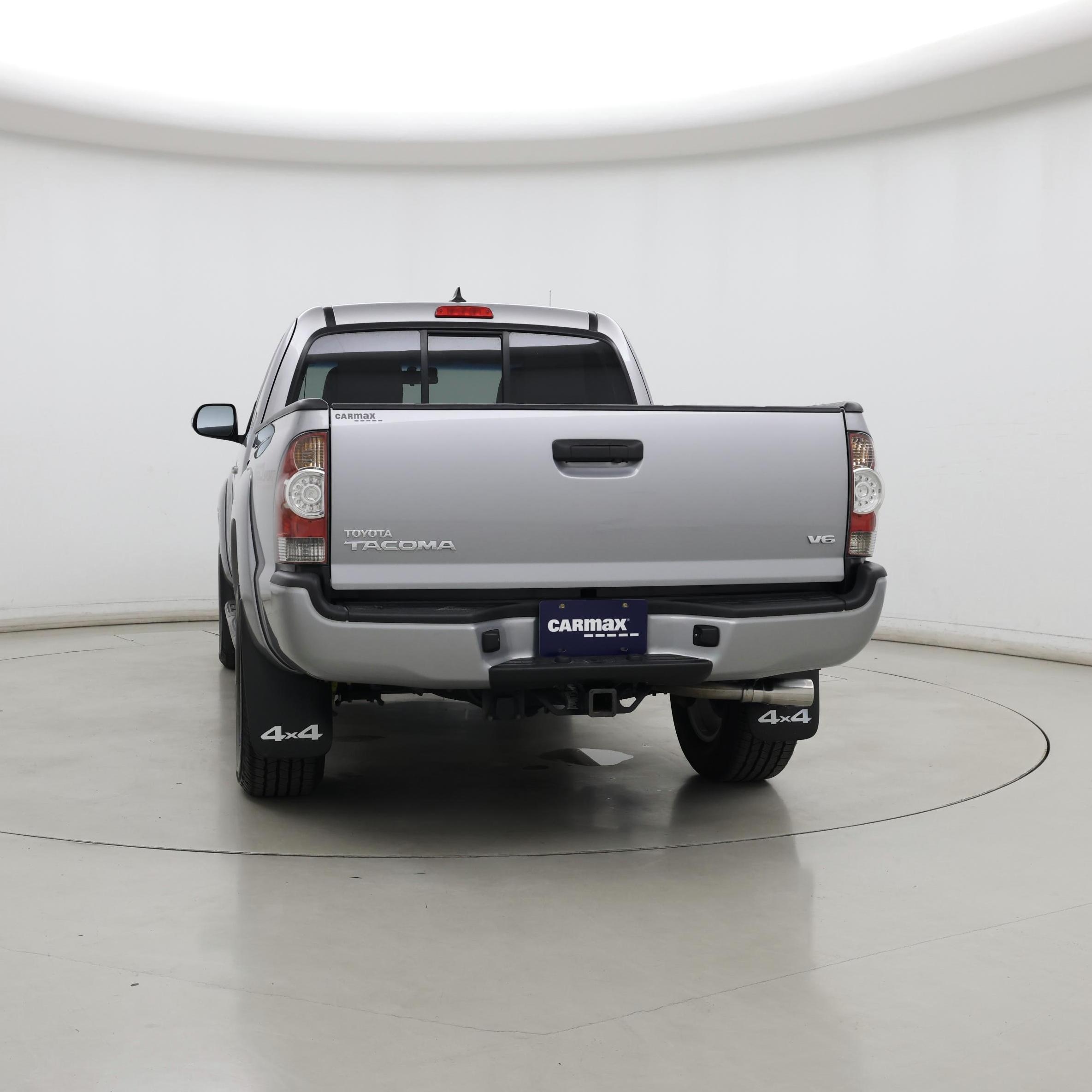 Thumbnail: 2015 Toyota Tacoma - 6